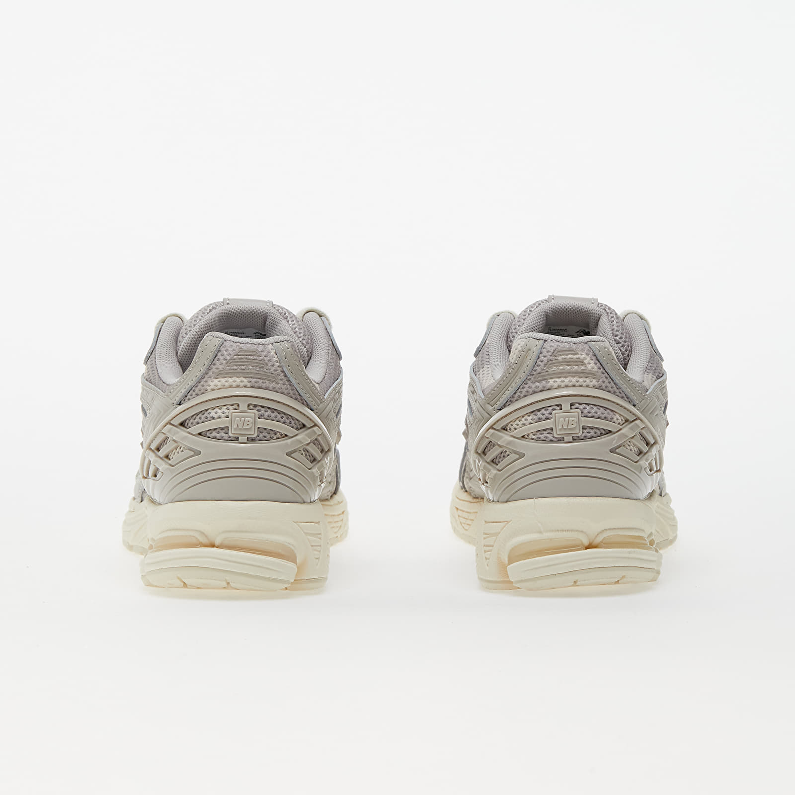 Men's sneakers and shoes New Balance 1906 Moonrock