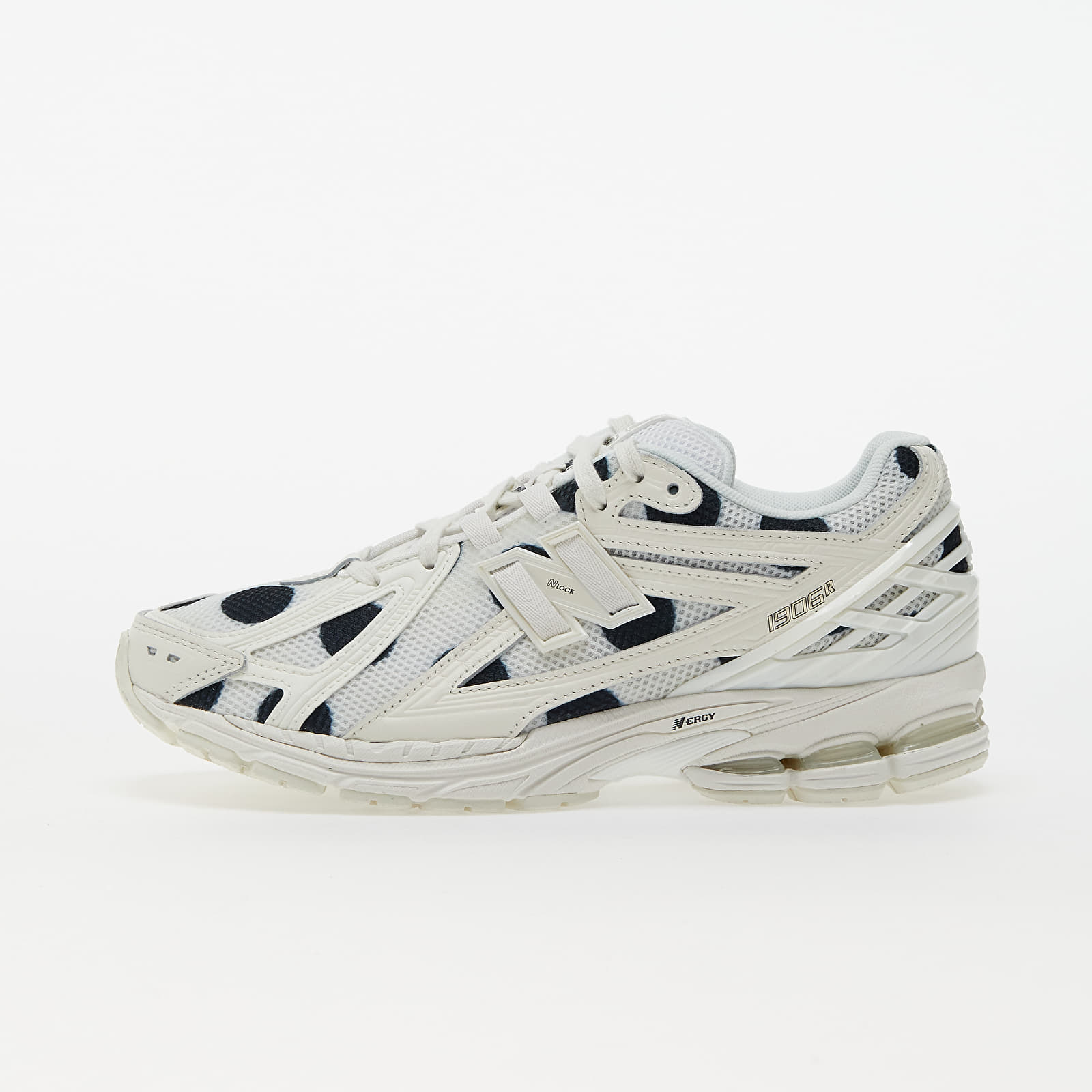 Men's sneakers and shoes New Balance 1906 Sea Salt