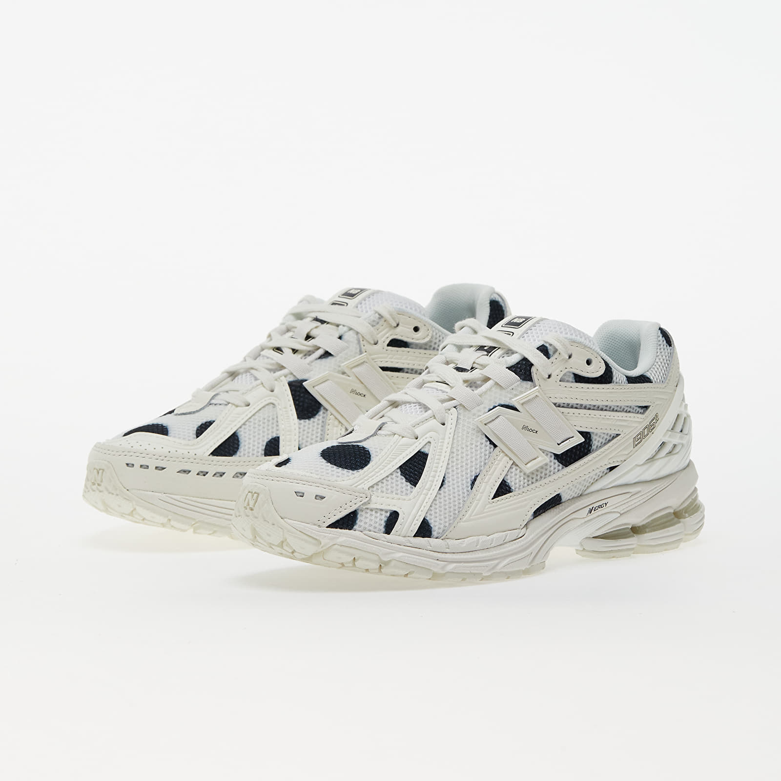 Men's sneakers and shoes New Balance 1906 Sea Salt