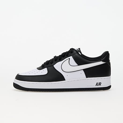 Men s sneakers and shoes Nike Air Force 1 07 Black White Black Queens
