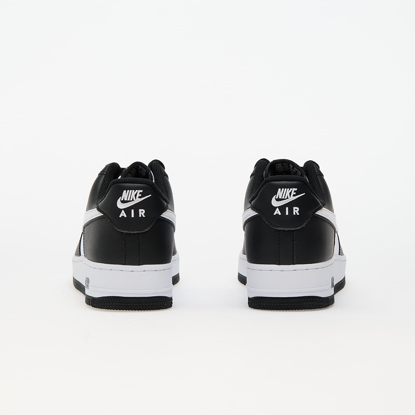 Scarpe uomo Nike Air Force 1 '07 Black/White-Black