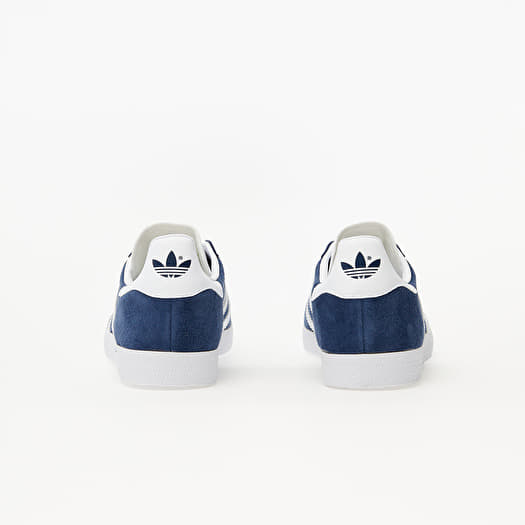 adidas gazelle silver green womens Men's adidas Gazelle Juventus Terrace Icons Shoes