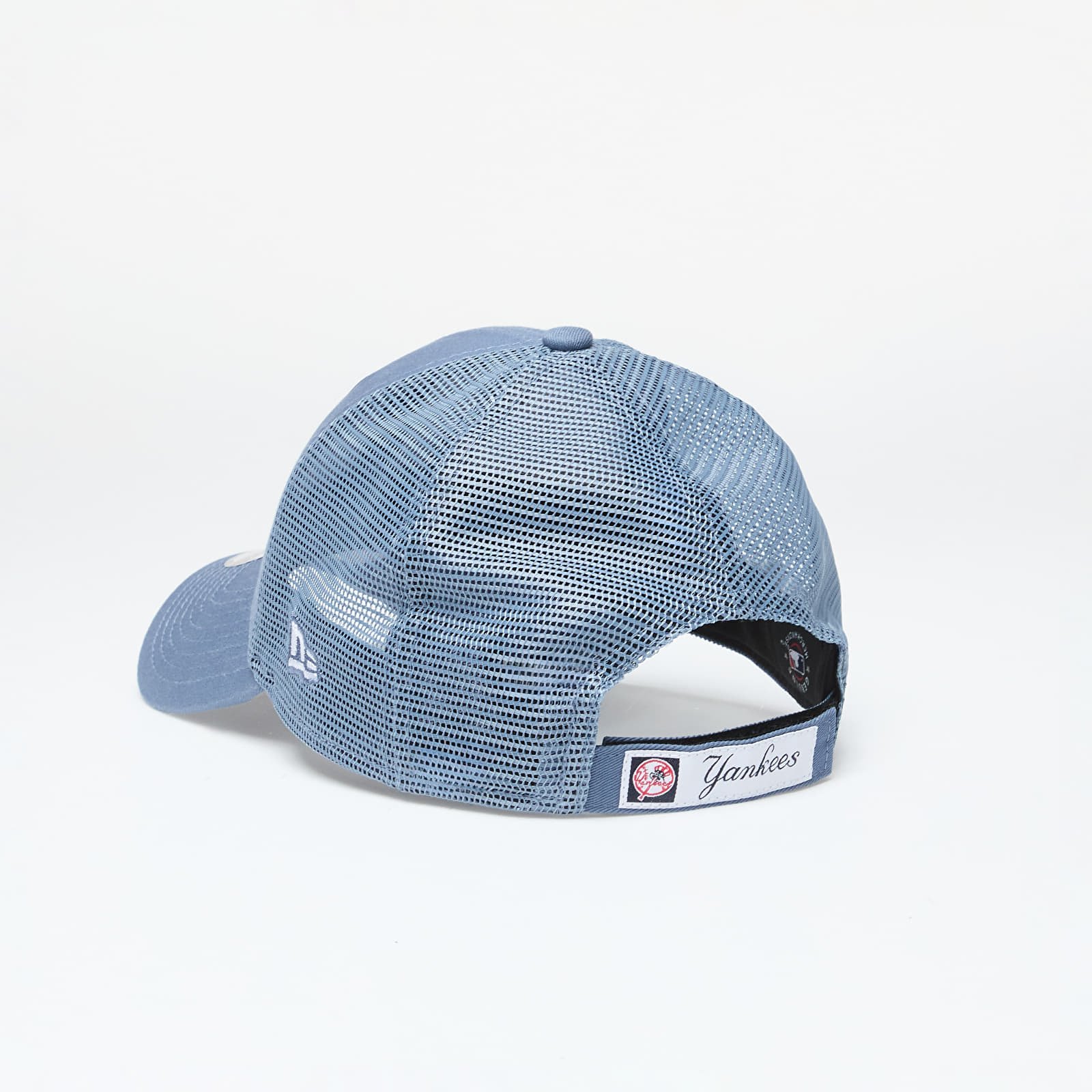 Kšiltovky New Era New York Yankees 9Forty Trucker Snapback Faded Blue