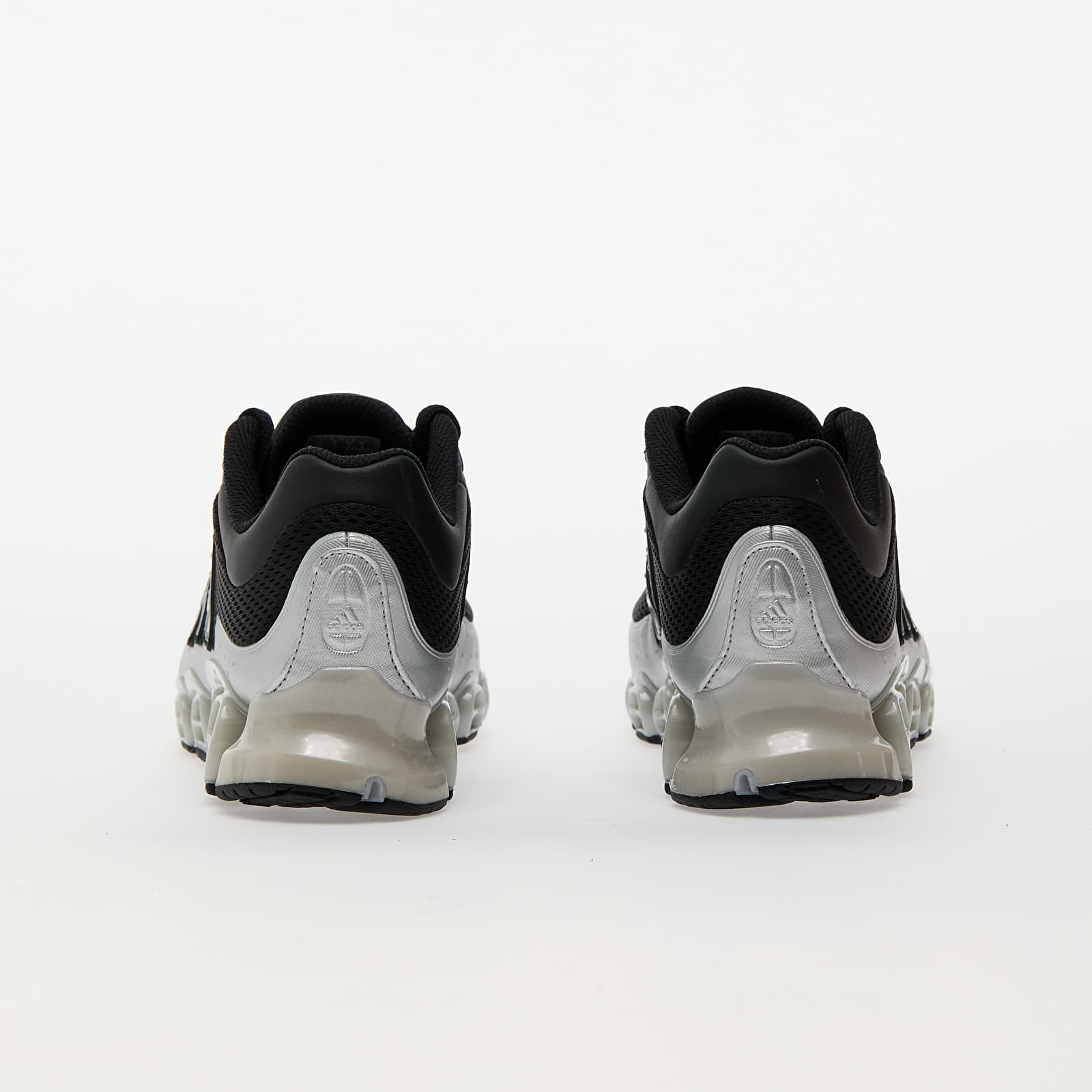 Zapatillas mujer adidas Megaride W Core Black/ Silver Metallic/ Core Black