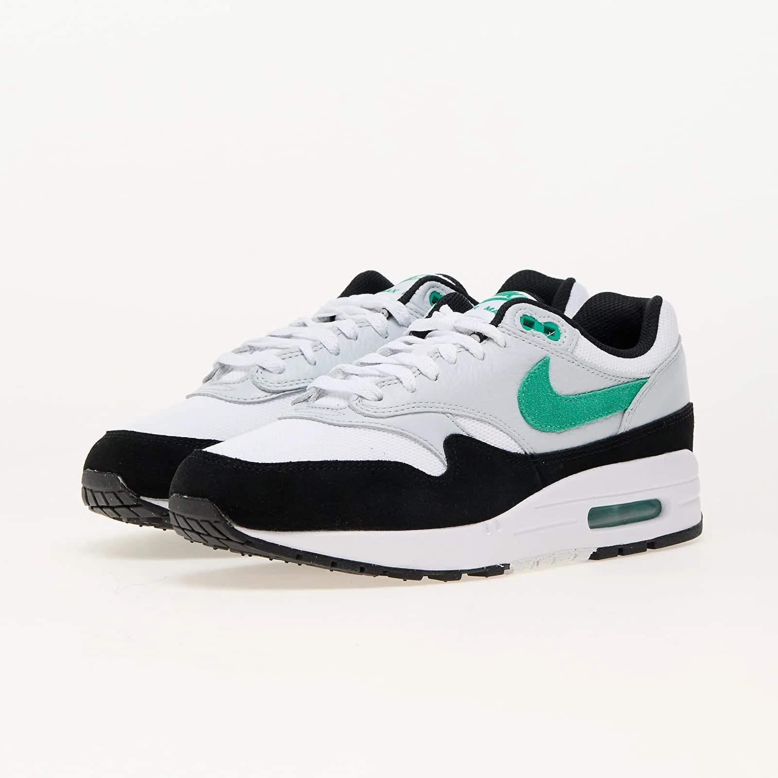 Men's sneakers and shoes Nike Air Max 1 White/ Stadium Green-Pure Platinum-Black