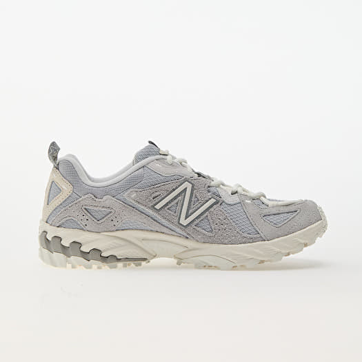 New Balance 610