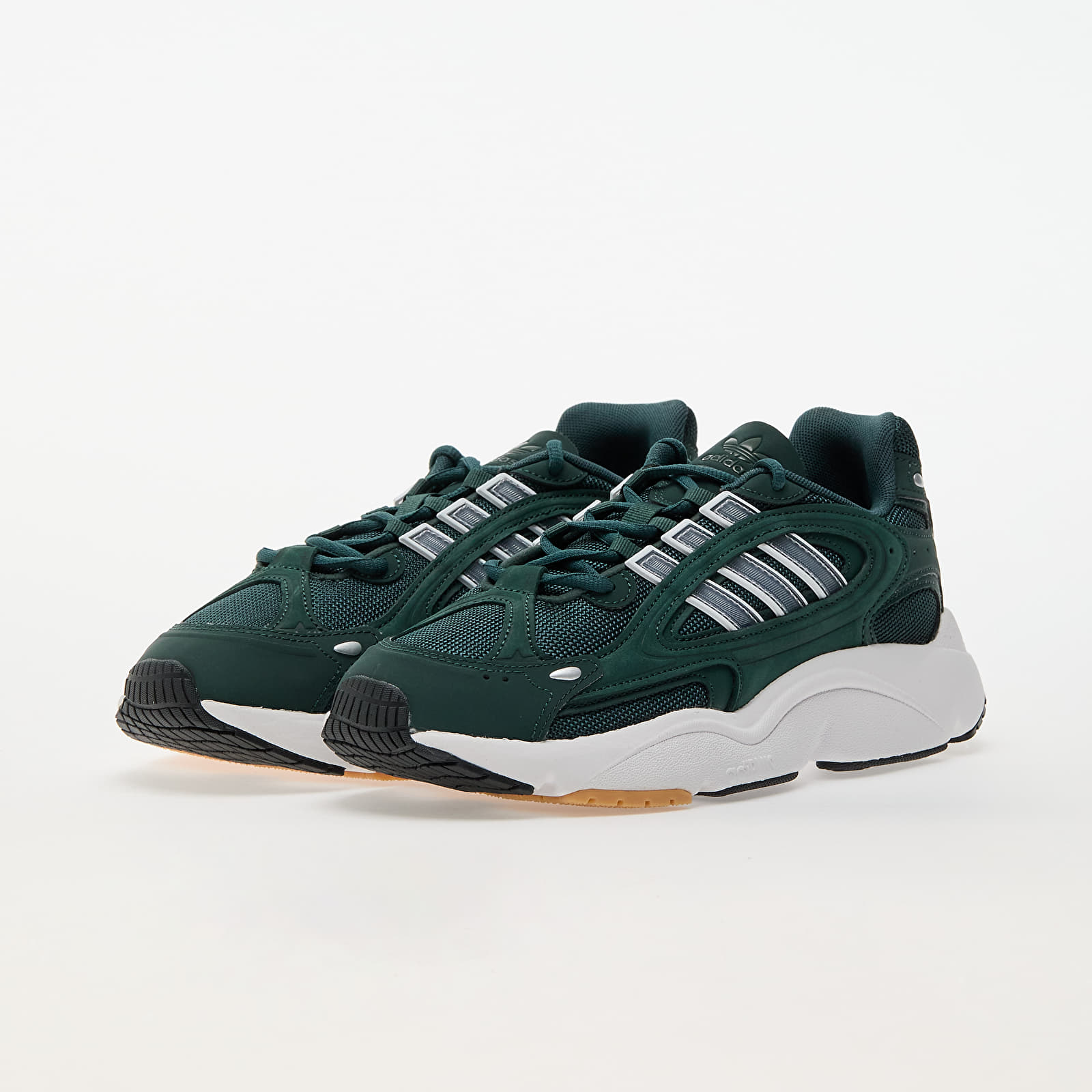 Sneakers og sko til mænd adidas Ozmillen Mingre/ Ftw White/ Core Black