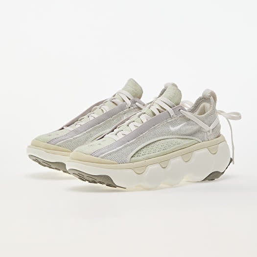 Women s sneakers and shoes Nike W Flyknit Bloom Light Bone Sail Phantom Platinum Violet Queens