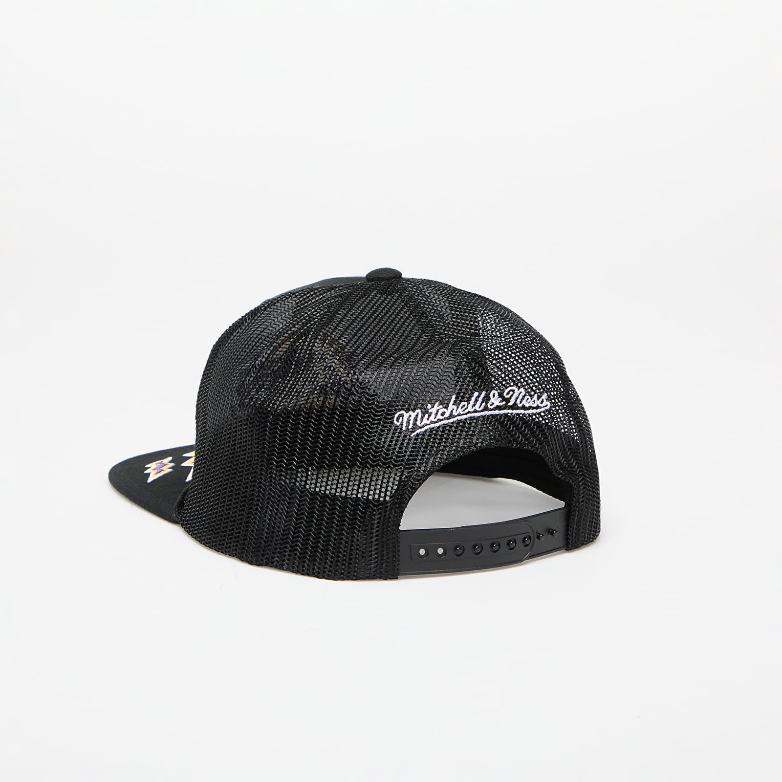 Cap Mitchell & Ness Los Angeles Lakers Recharge Trucker Black - 1 | YEO