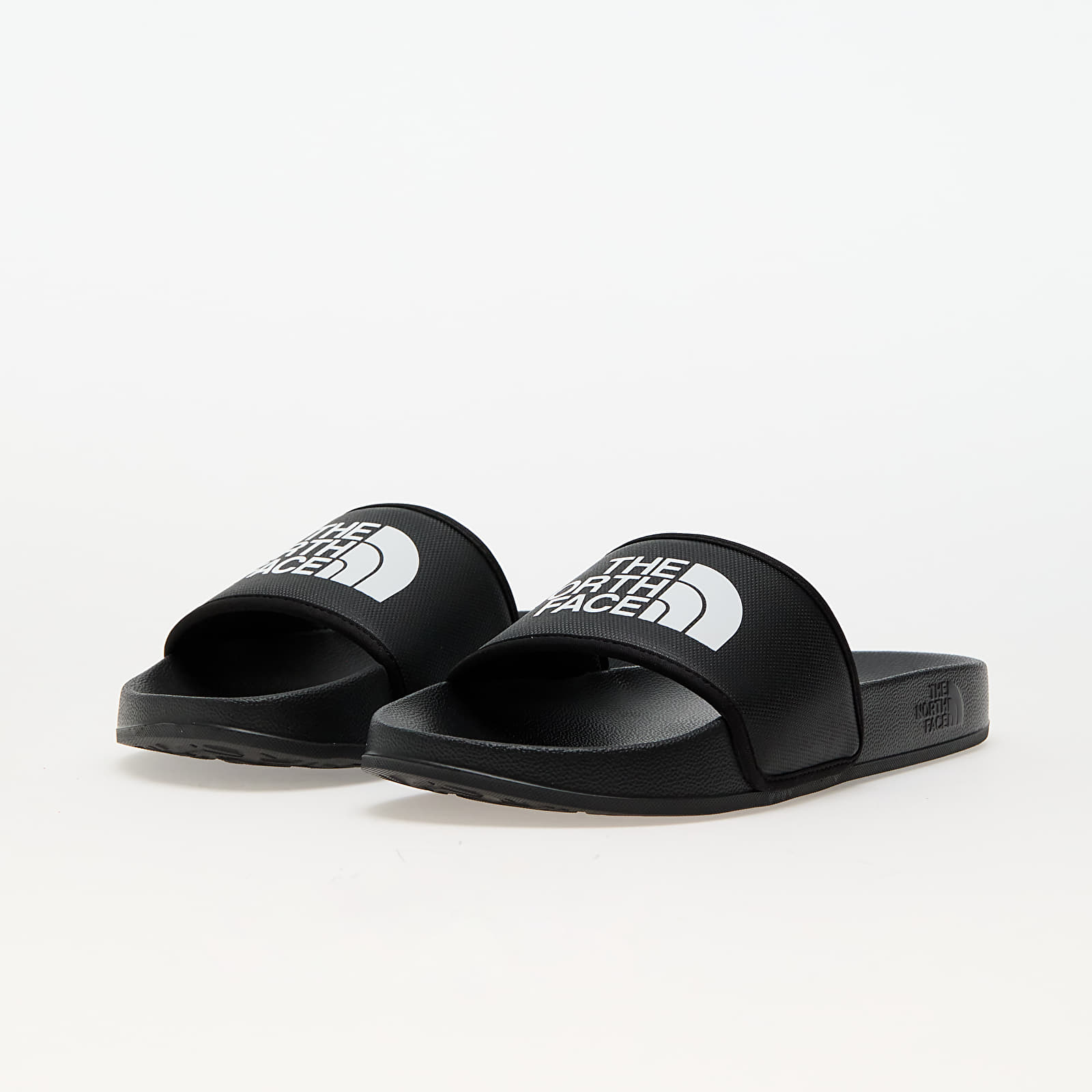 Šľapky The North Face Men's Base Camp Slide III TNF Black/ TNF White