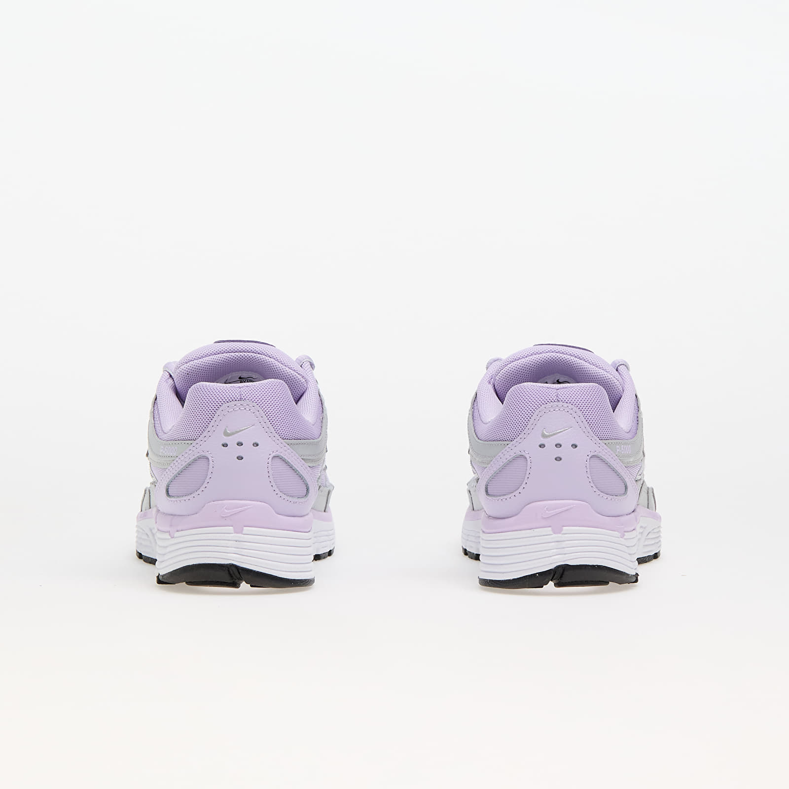 Жіноче взуття Nike W P-6000 Lilac Bloom/ Lilac Bloom-Mtlc Platinum