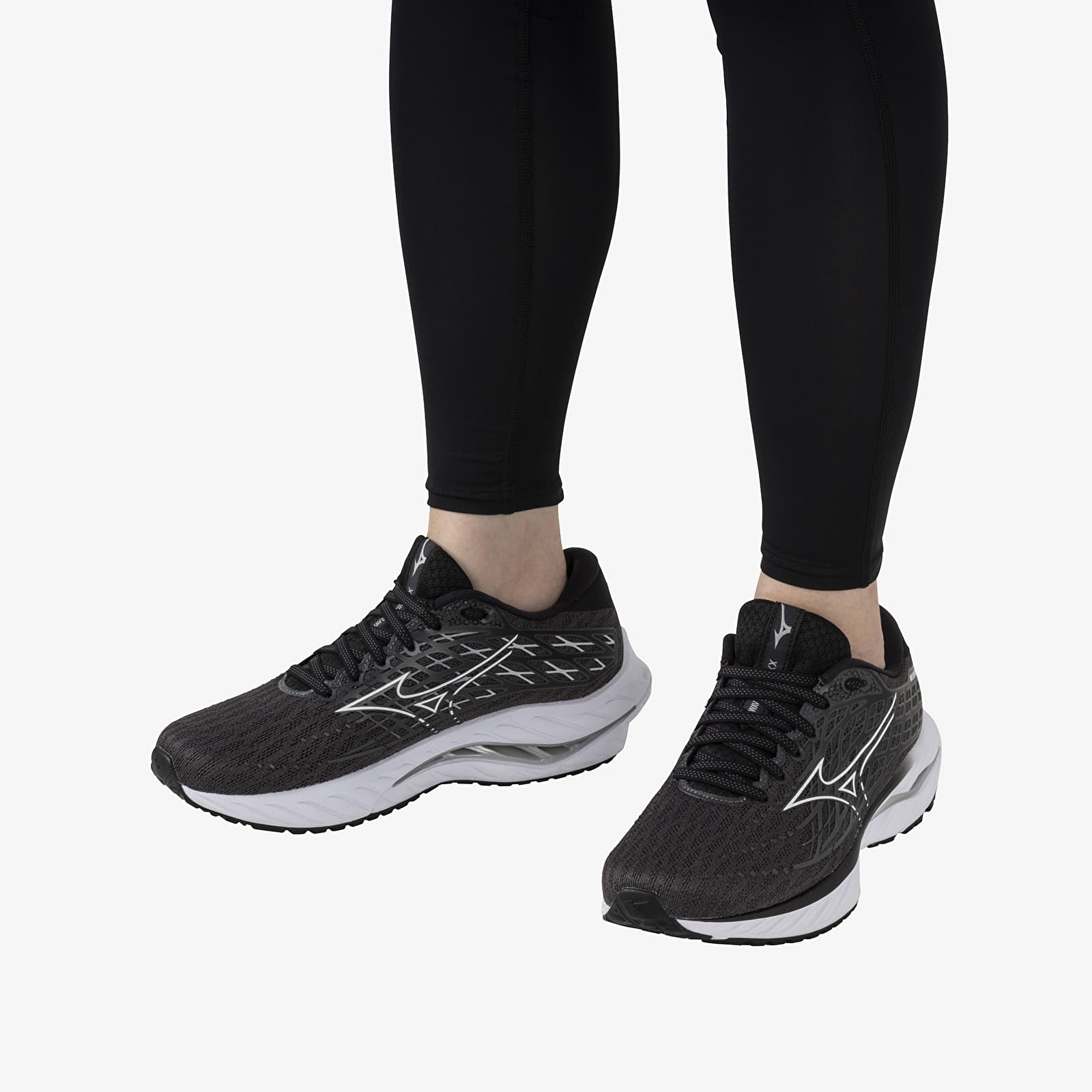 Dámské tenisky a boty Mizuno Wave Inspire 20 Ebony/ White/ Black