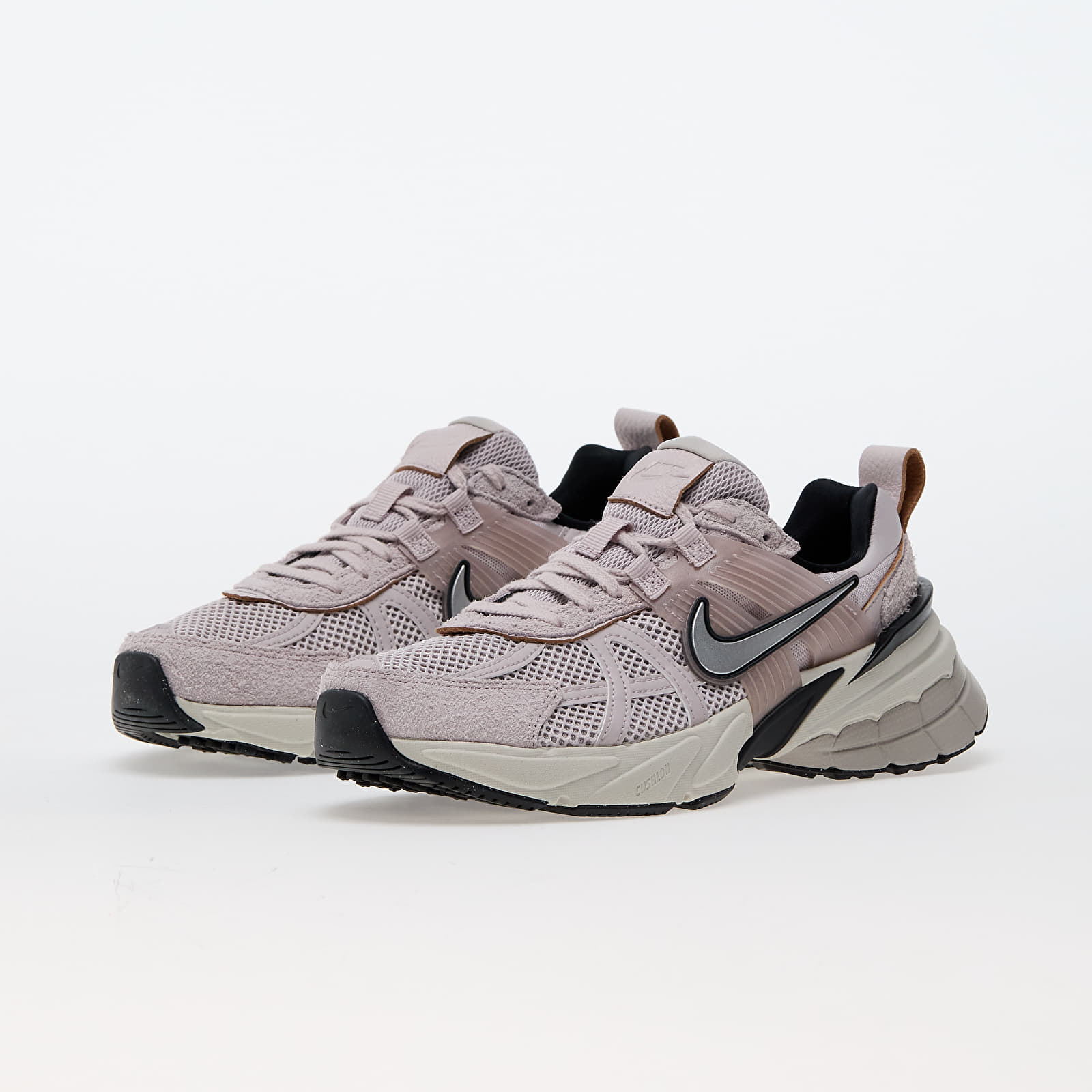 Sieviešu kedas un apavi Nike W V2K Run Platinum Violet/ Chrome-Light Bone-Black