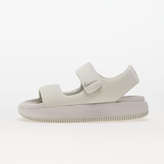 Damessneakers en schoenen Nike W Calm Light Bone Light Bone Light Bone Queens