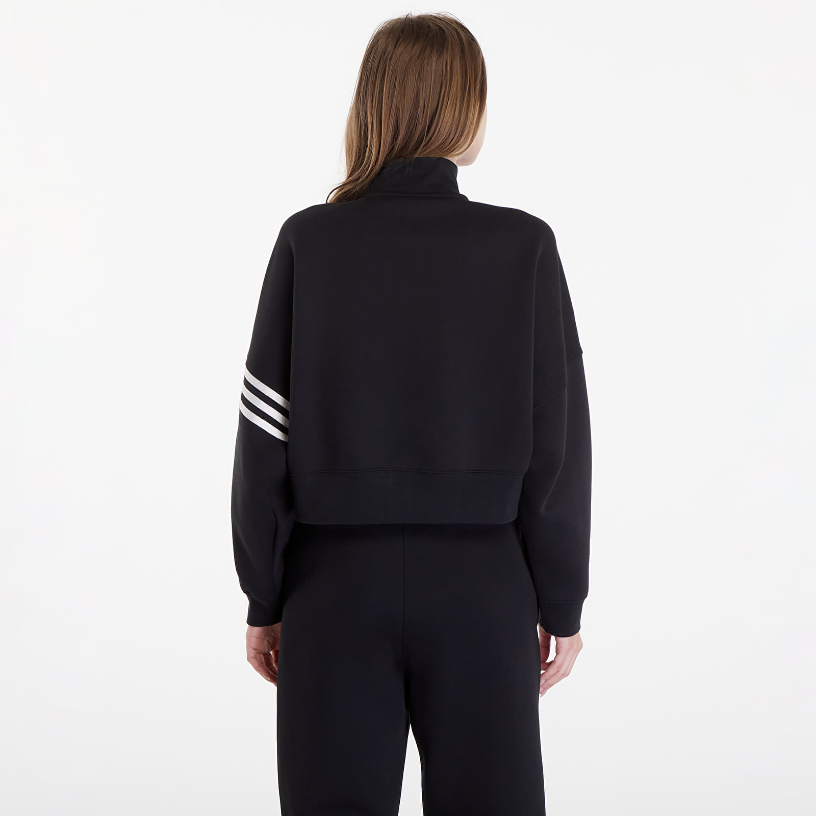 Суичърти adidas Neuclassics Tracktop Black/ Cloud White