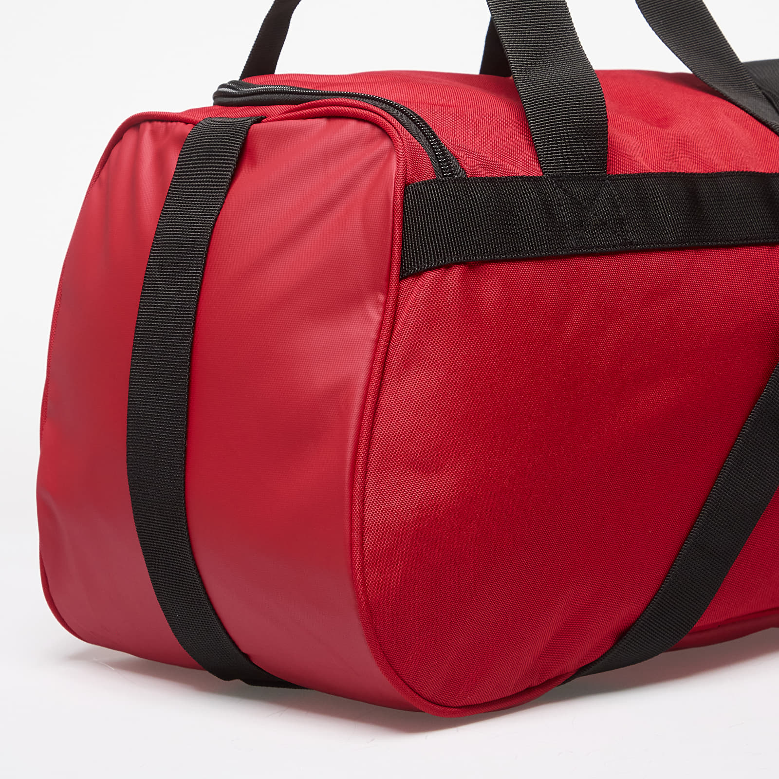 Tašky přes rameno Jordan Essentials Duffle Bag Gym Red