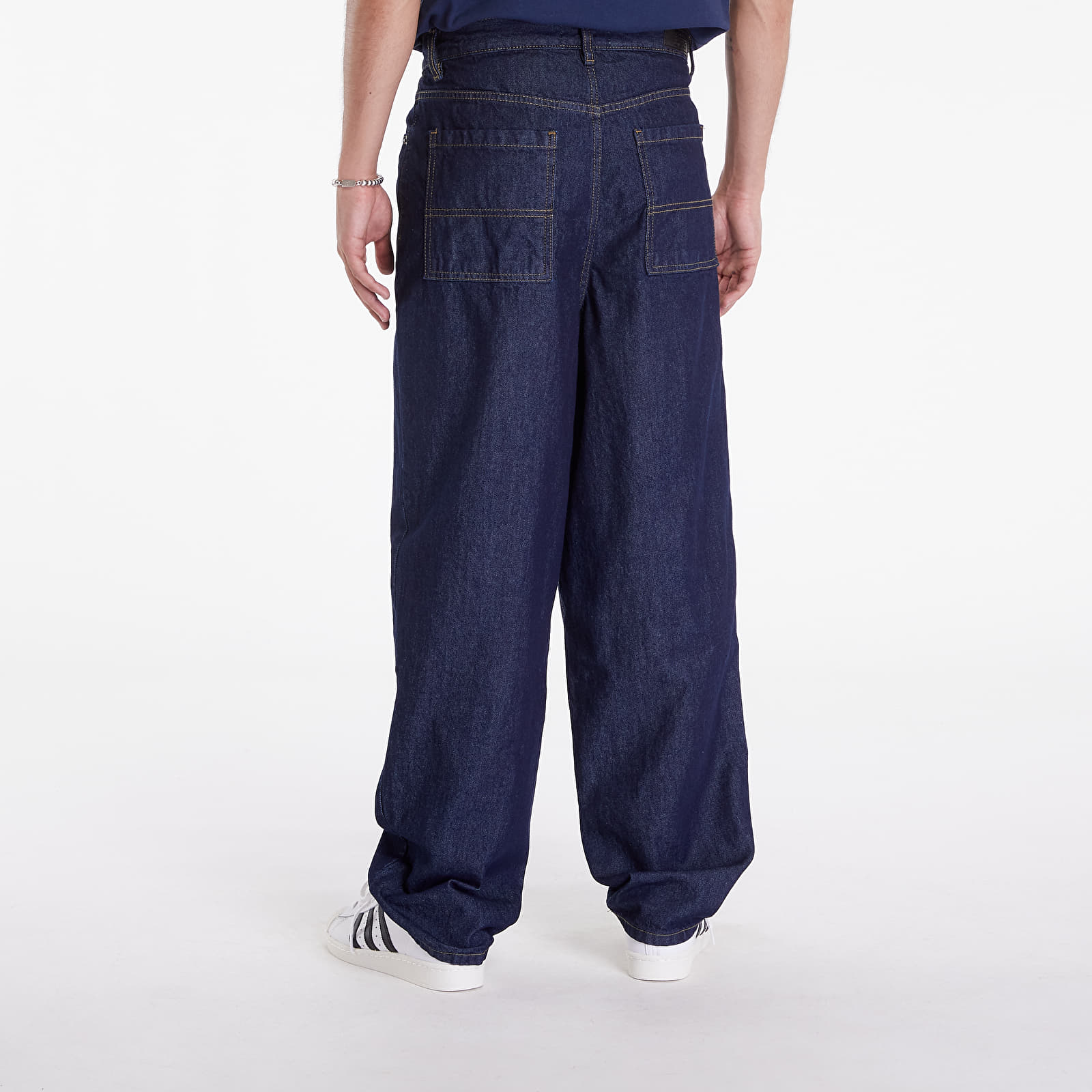 Kavbojke in hlače Urban Classics 90‘s Jeans Rinsed