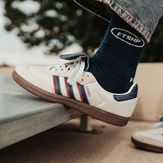Herensneakers en schoenen adidas Samba Lt Crystal White Darkblue Gum5 Queens