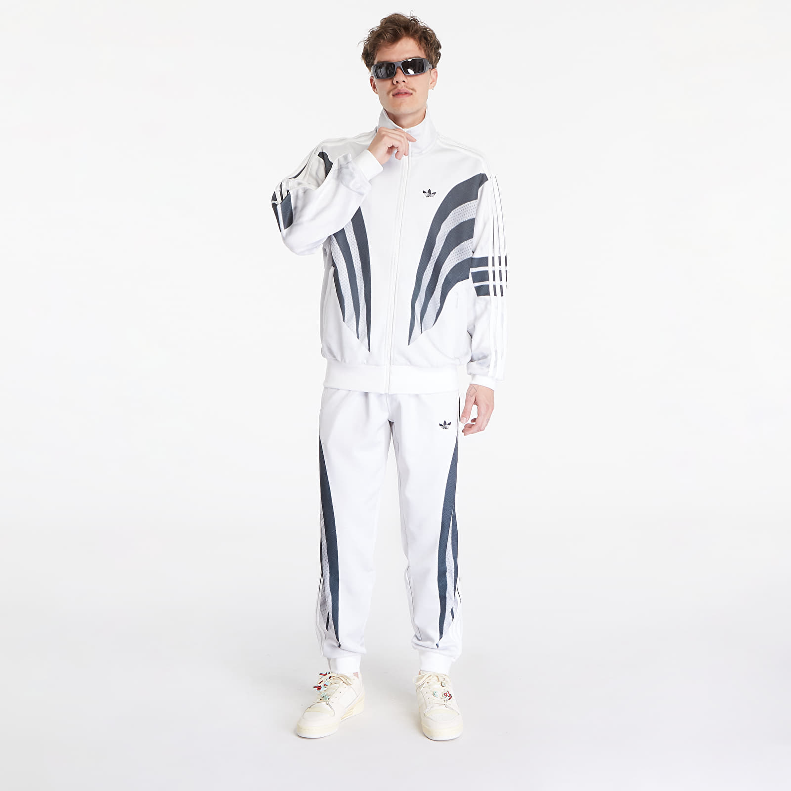 Sudaderas con capucha para hombre adidas Prm Q3 Print Tt Cloud White