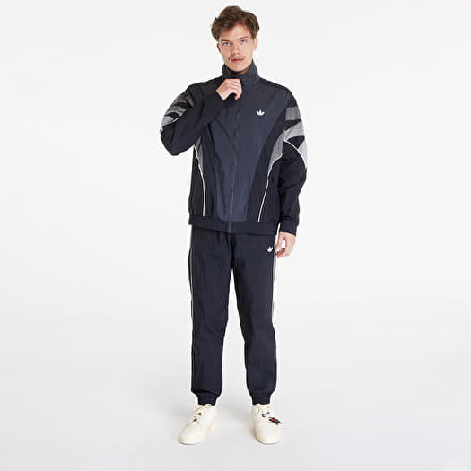 adidas Premium Truck Top Black/ White | Queens