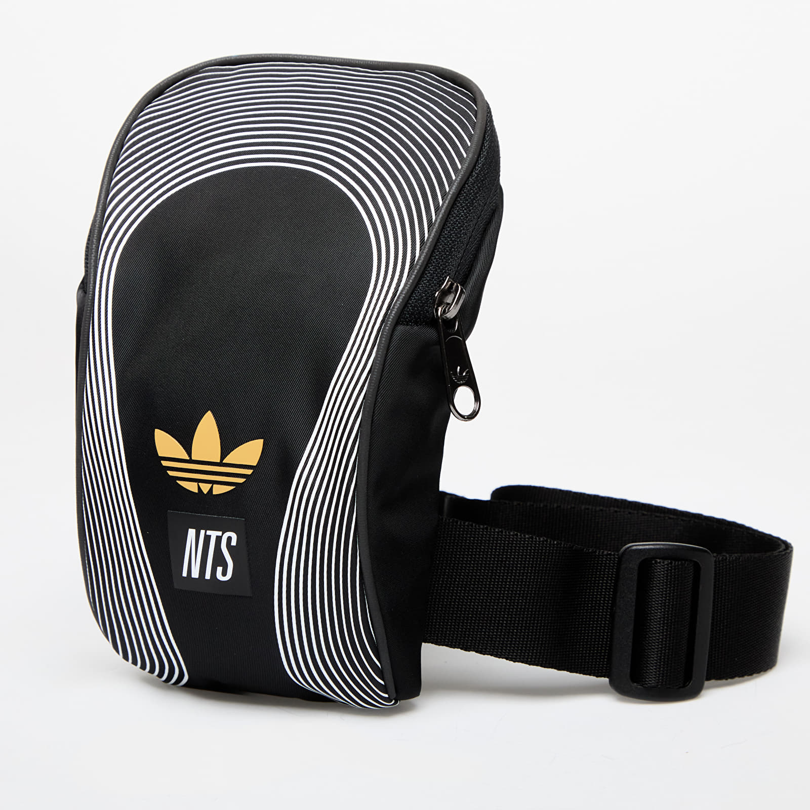 Ledvinky adidas x NTS Radio Small Item Bag Black