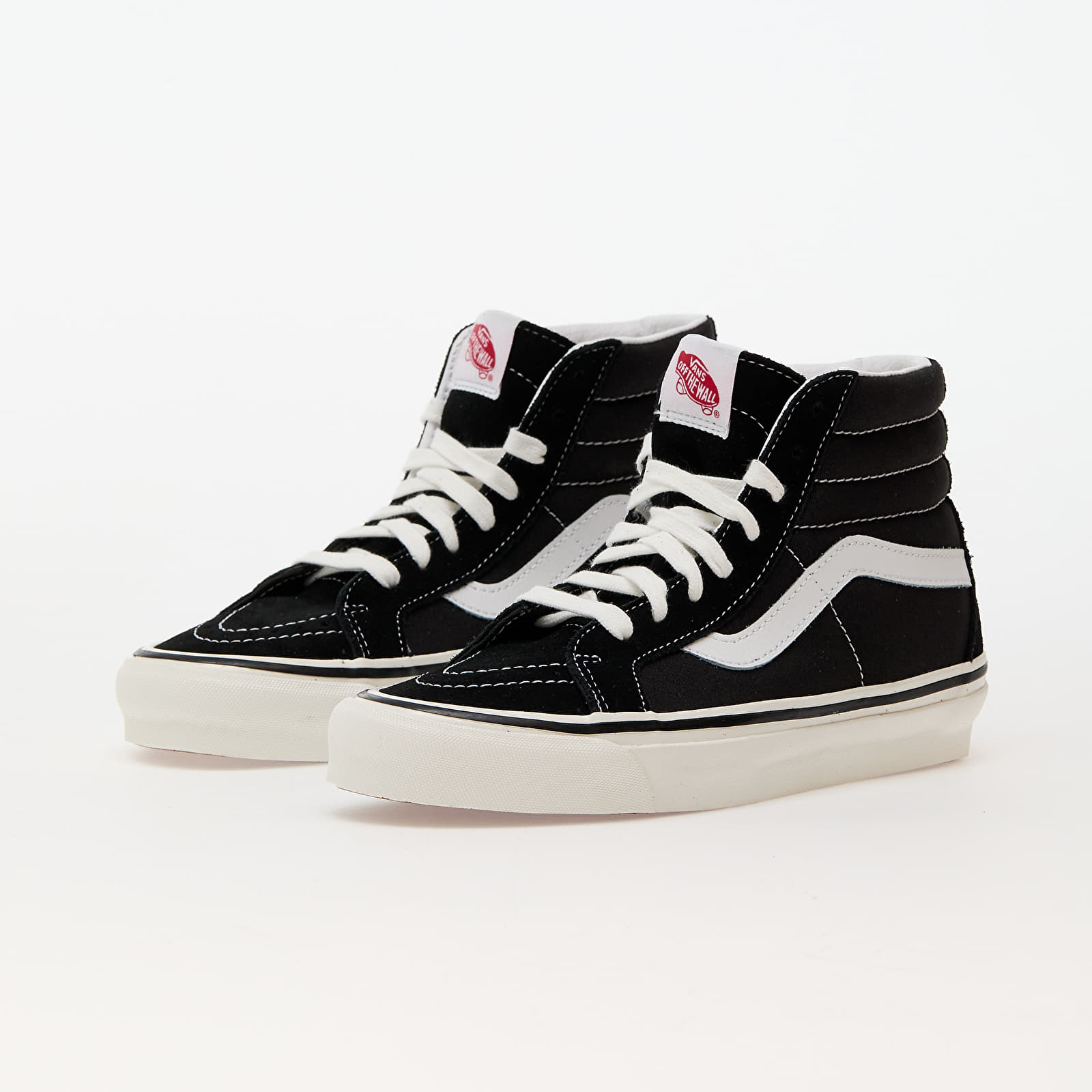 Vīriešu čības un apavi Vans SK8-HI 38 DX Black/ Trwt