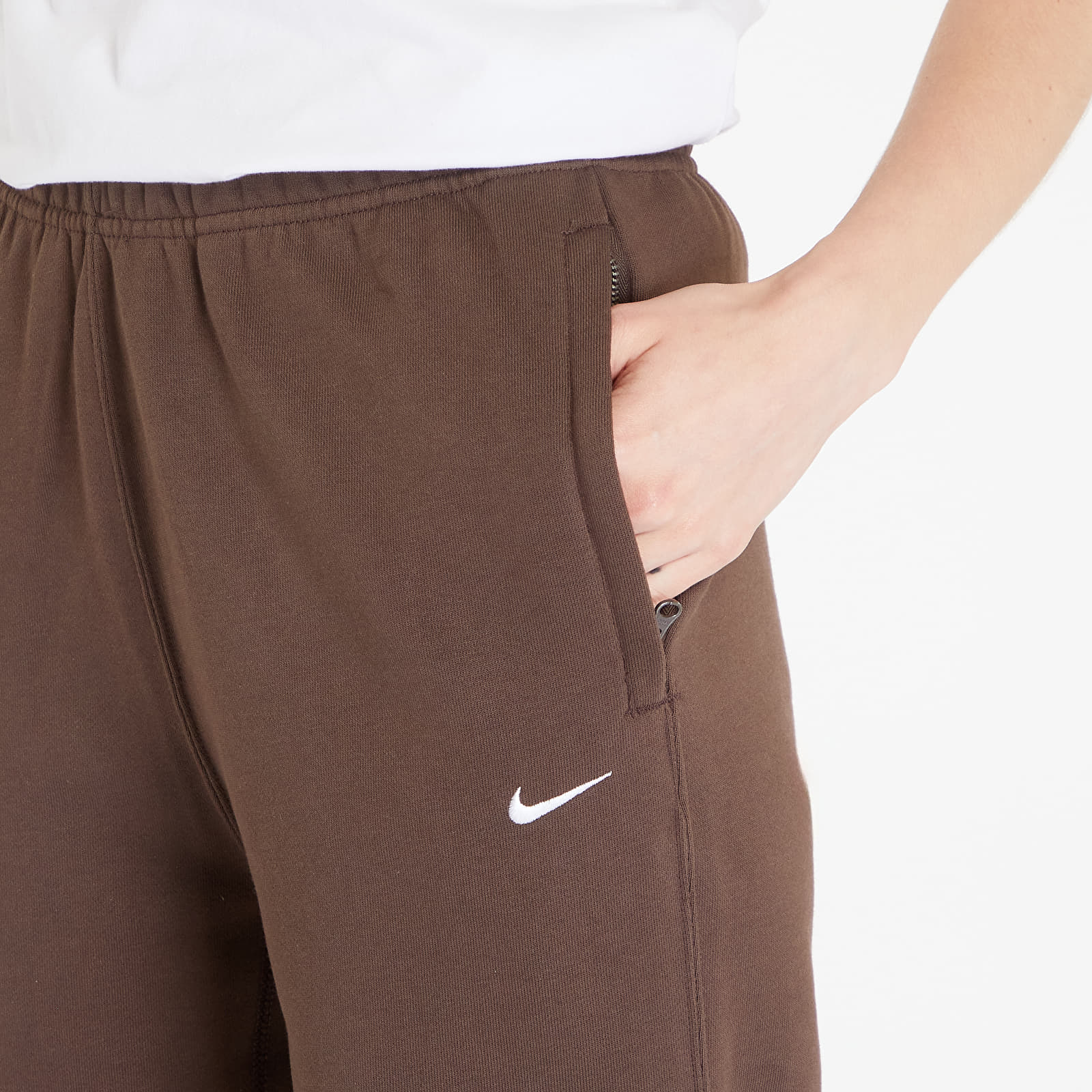 Träningsbyxor för kvinnor Nike Solo Swoosh Women's Fleece Pants Baroque Brown/ White