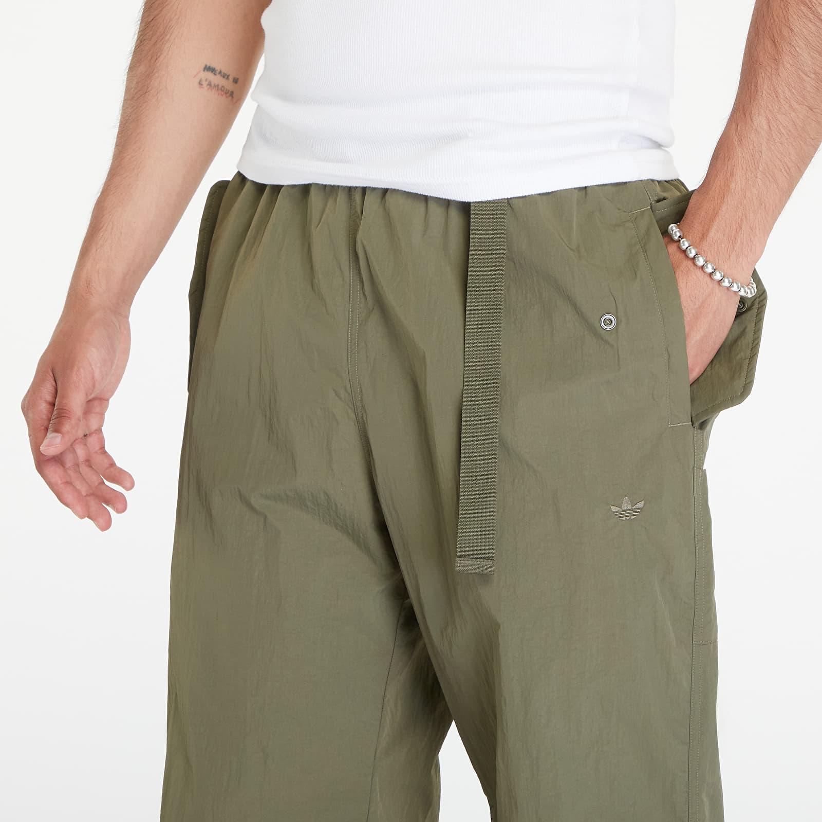 Штани adidas Originals Adventure Cargo Pants Olive Strata