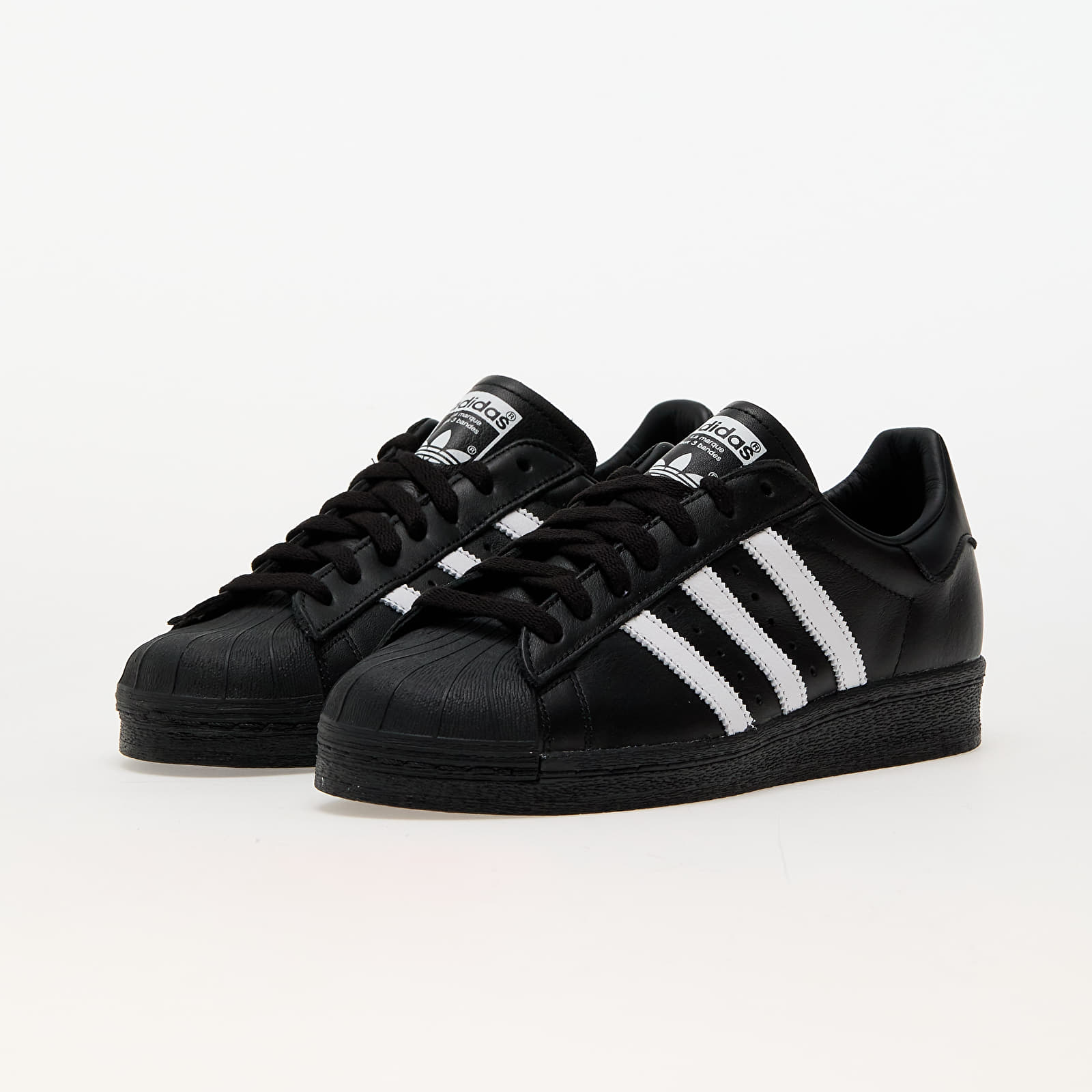 Adidas superstar ii white black 2025