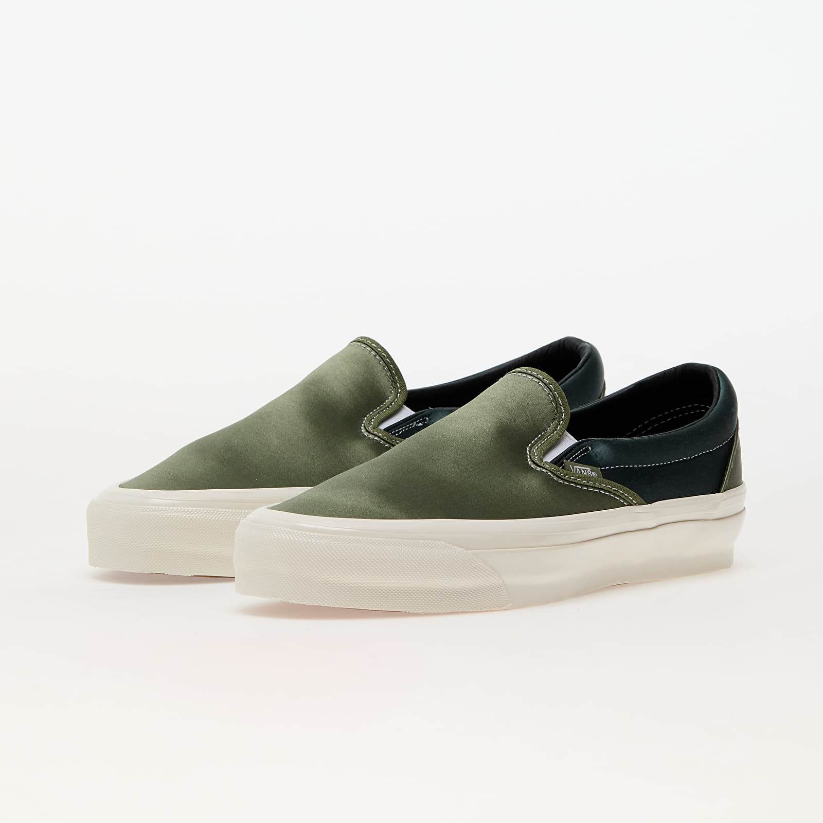 Men's sneakers and shoes Vans LX Slip-On Reissue 98 Satin Loden Green