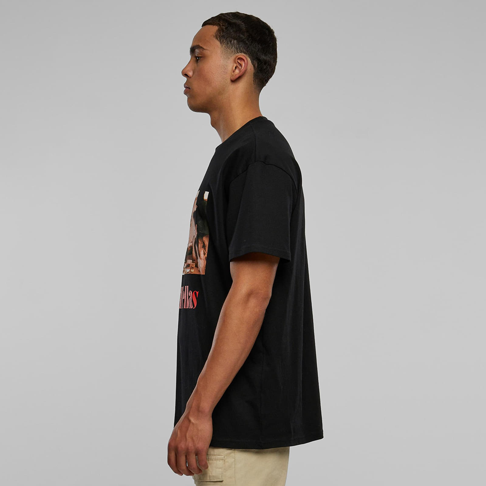 T-shirts Urban Classics Goodfellas Tommy DeVito Oversize Tee Black