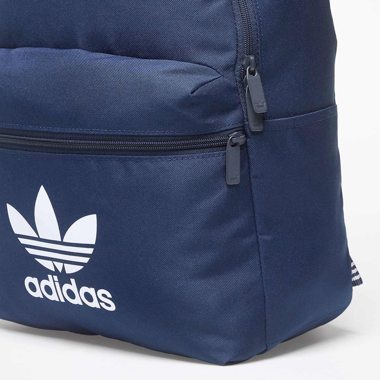 Adidas adicolor classic backpack discount