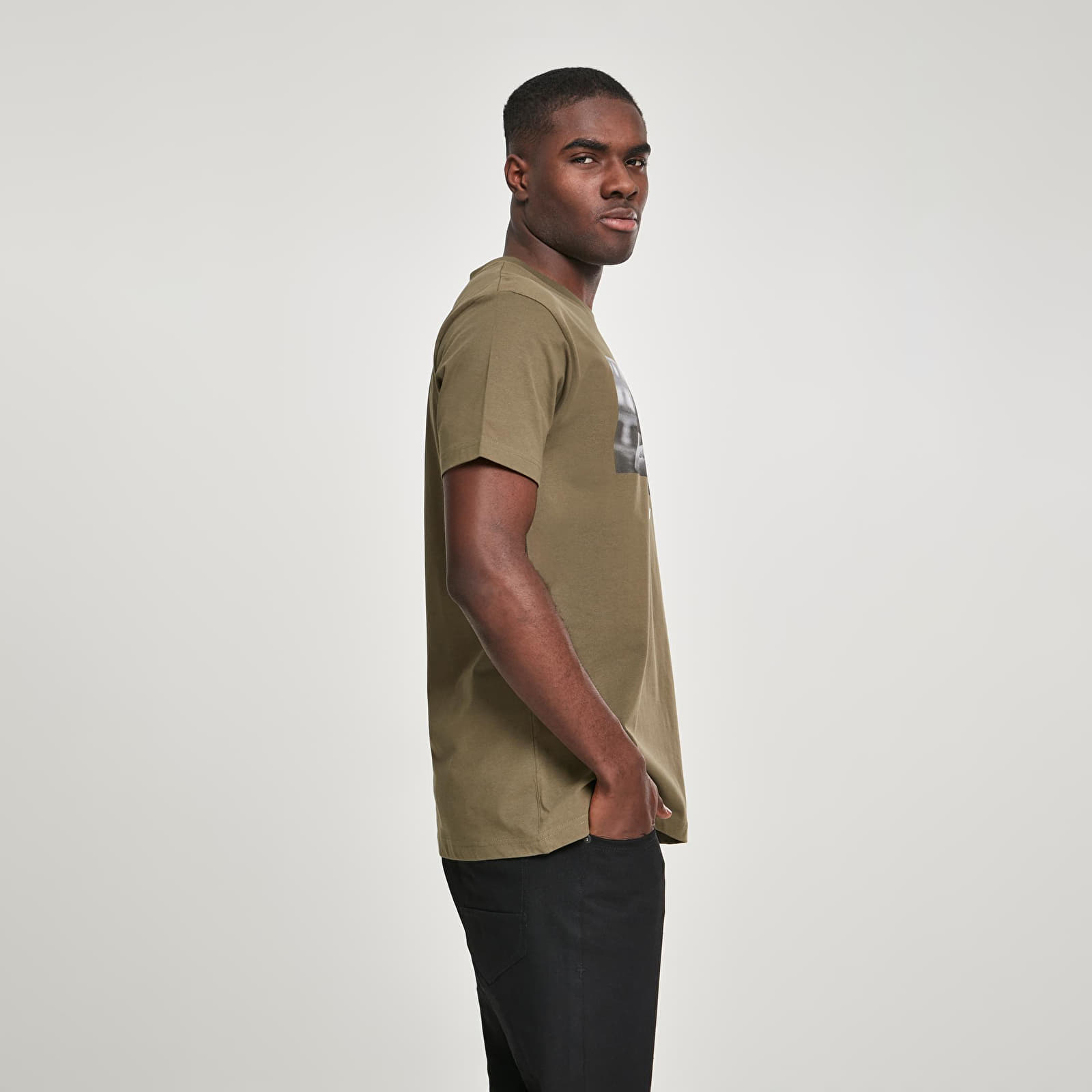Majice i košulje Urban Classics Pray Tee Olive