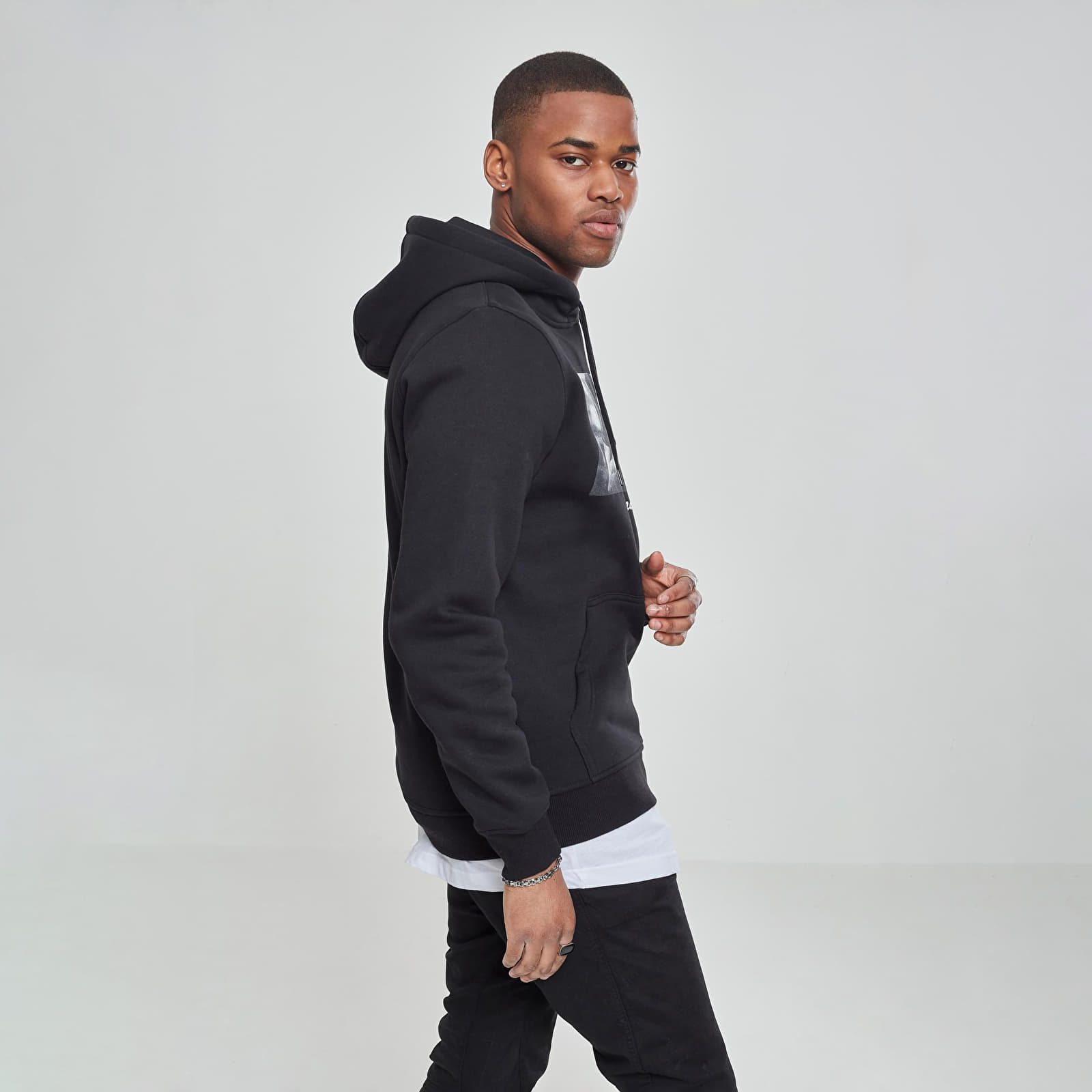 Hoodies and sweatshirts  Urban Classics Pray Hoody Black