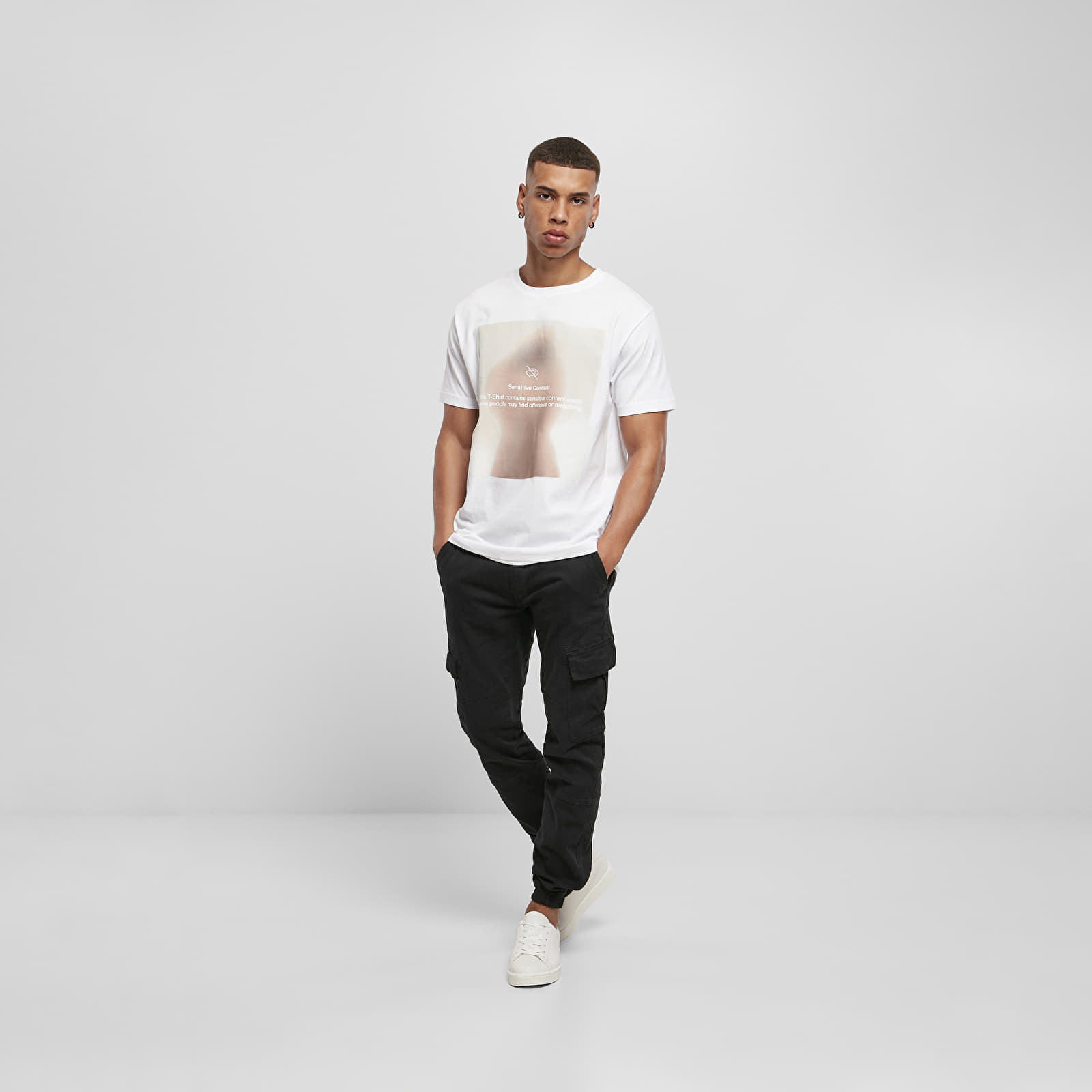 T-shirts Urban Classics Sensitive Content Tee White