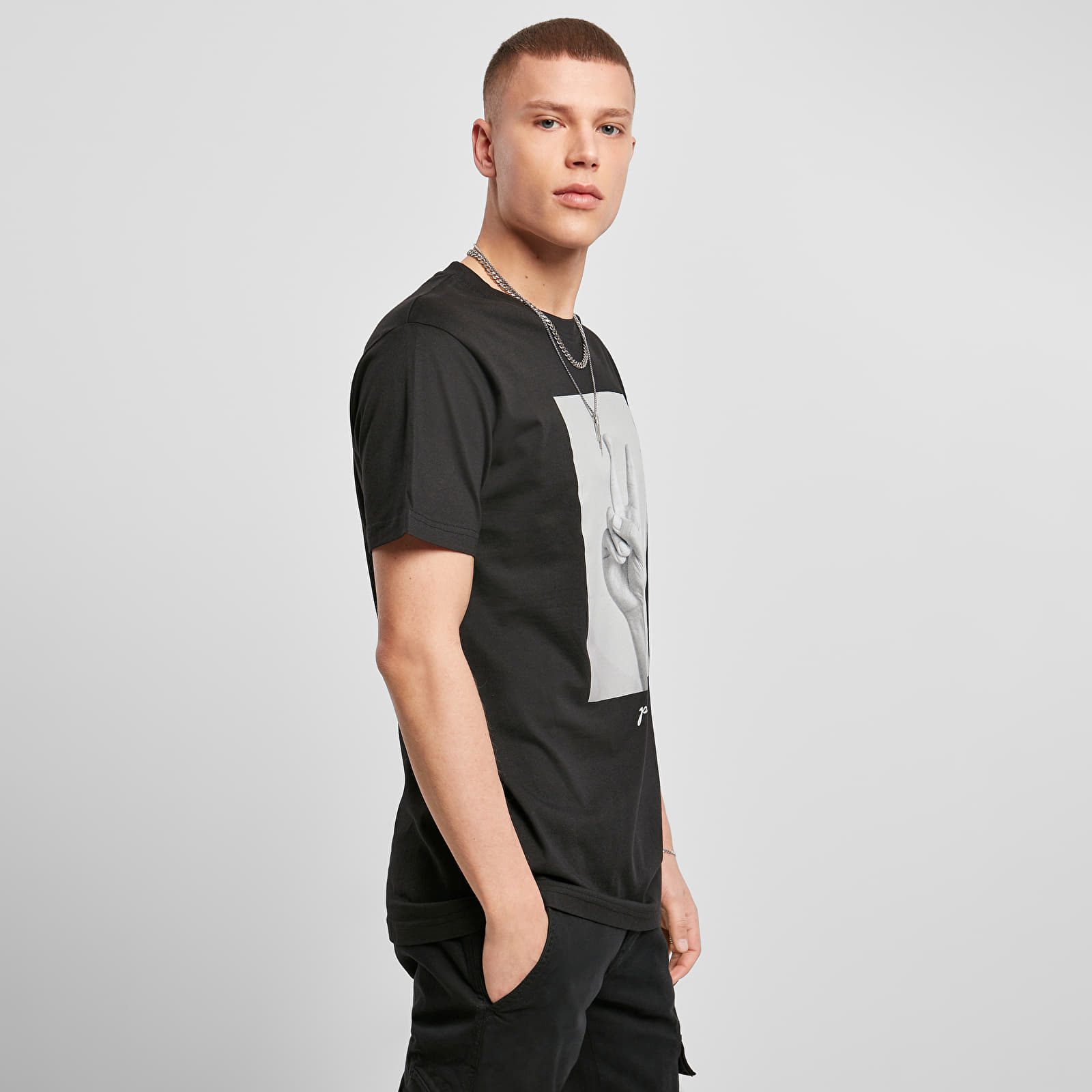 T-särgid Urban Classics Peace Sign Tee Black