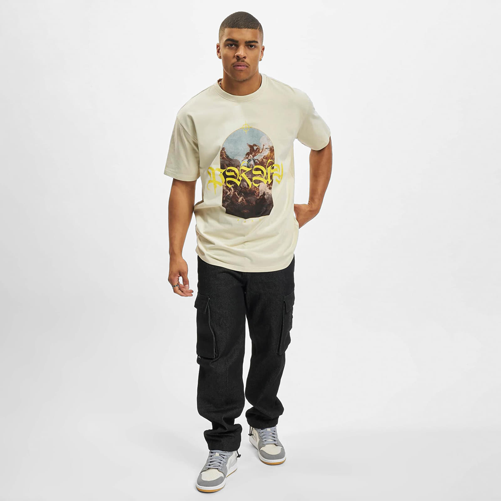 T-shirts Urban Classics Pray Painting Oversize Tee Sand