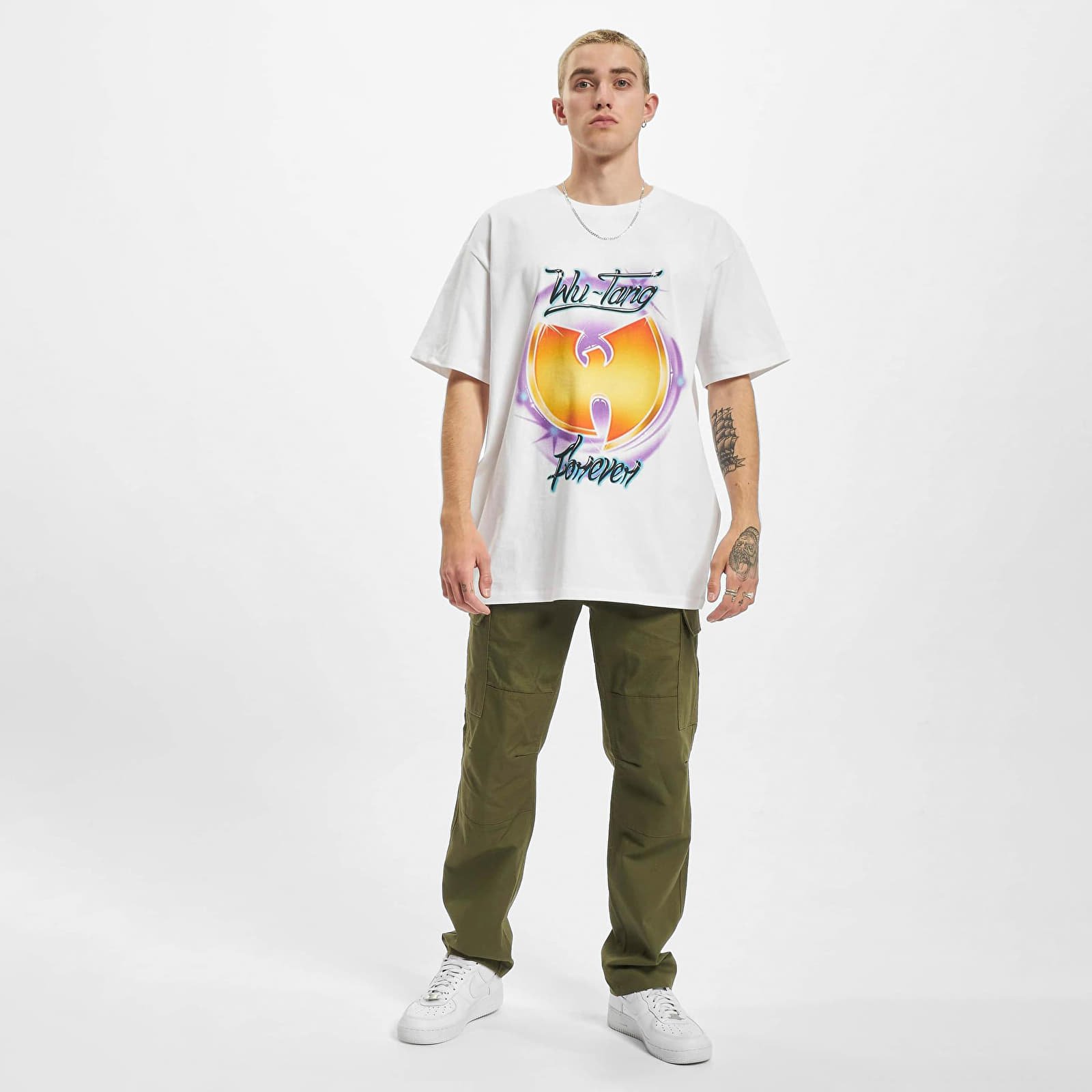 T-shirts Urban Classics Wu-Tang Forever Oversize Tee White