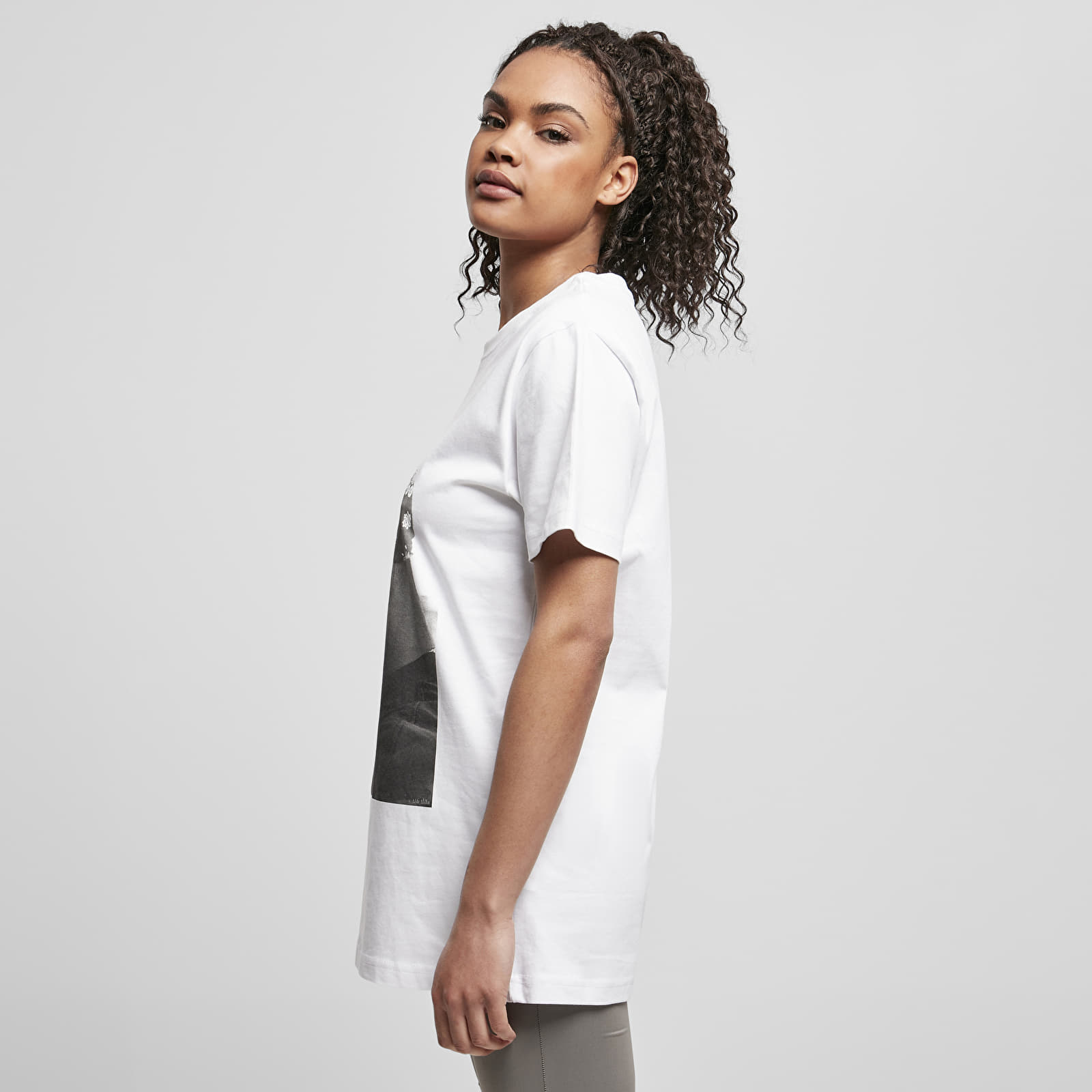 Trička Urban Classics Ladies 2Pac F*ck The World Tee White