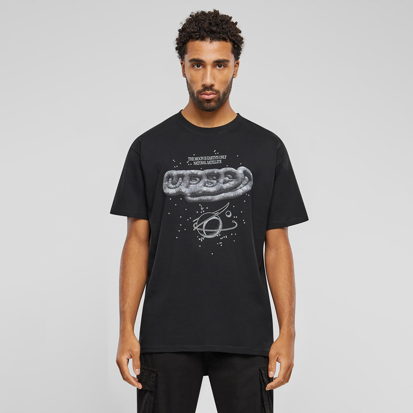 Tričko Urban Classics Nasa Moon Oversize Tee Black S