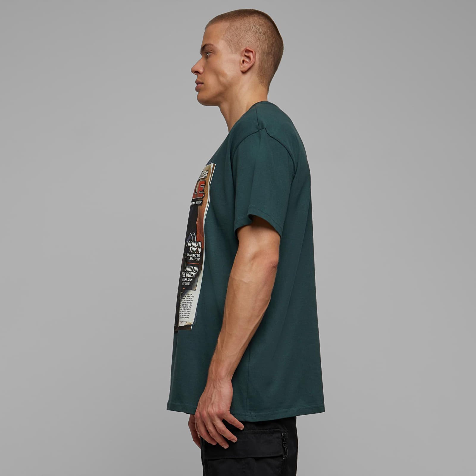 Magliette Urban Classics Upscale Magazine Oversize Tee Bottle Green
