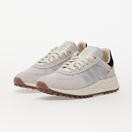Adidas la trainers white cheap