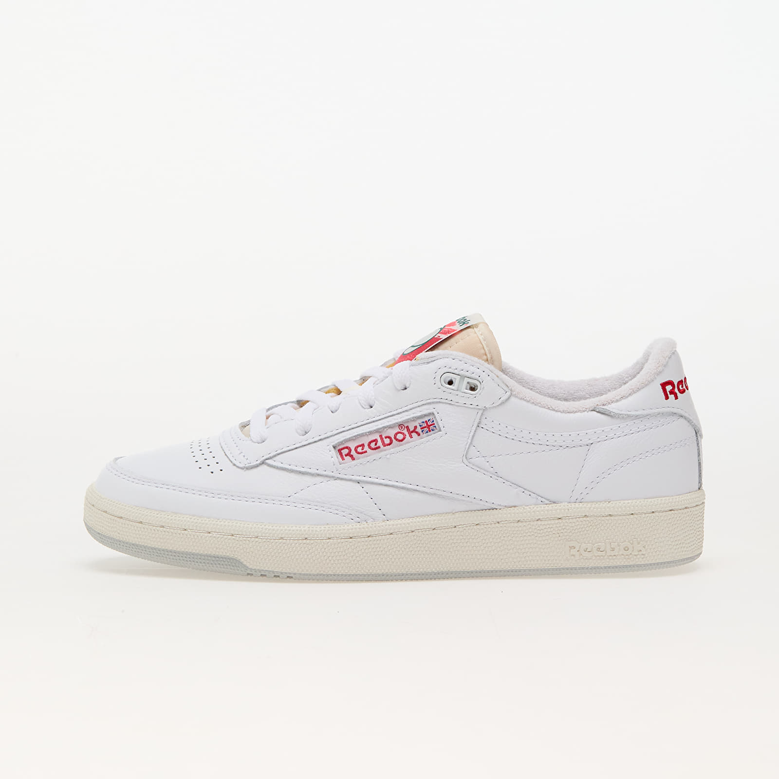 Turnschuhe und Schuhe für Männer Reebok Club C 85 Vintage White/ Chalk/ Vector Red