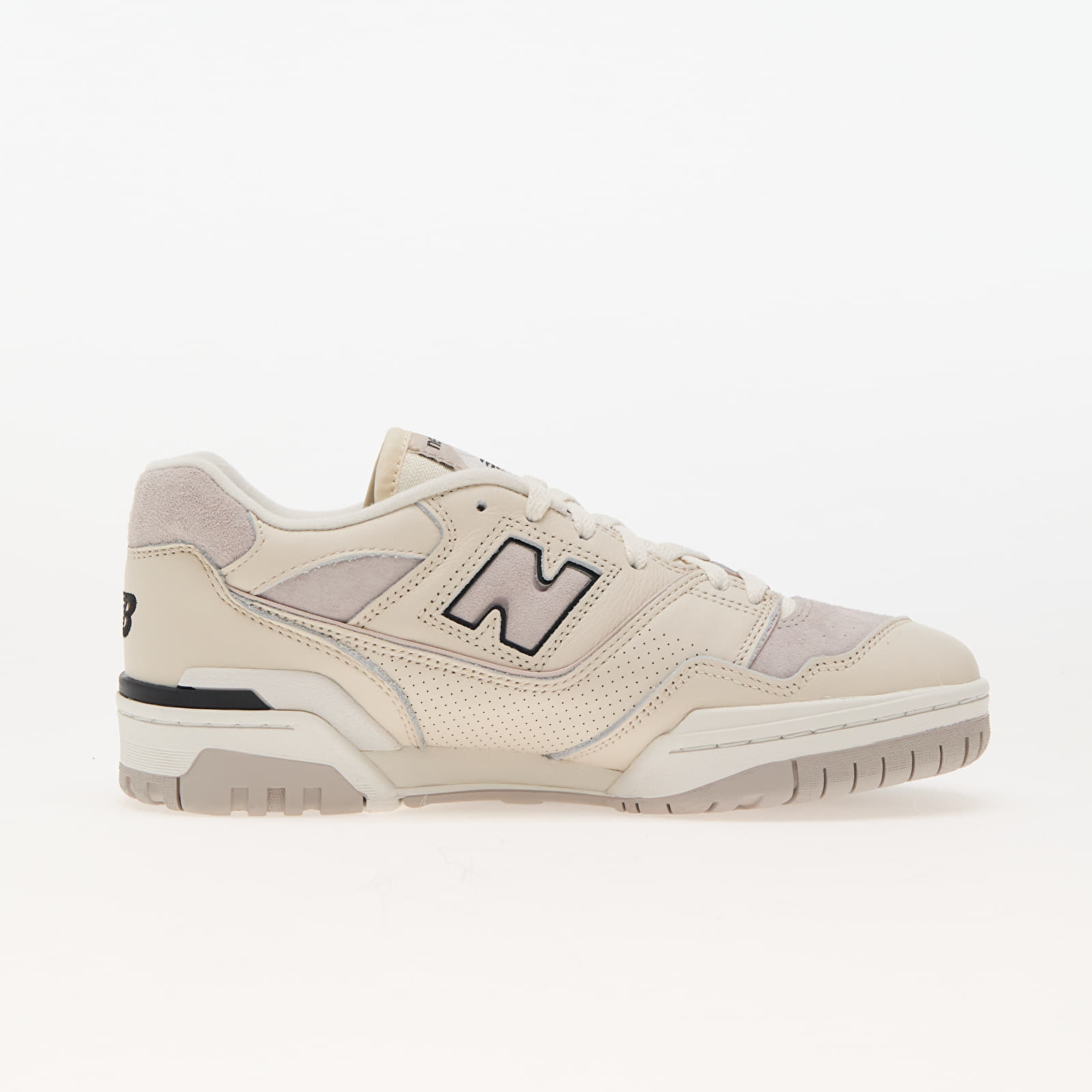 Schoenen New Balance 550 Linen