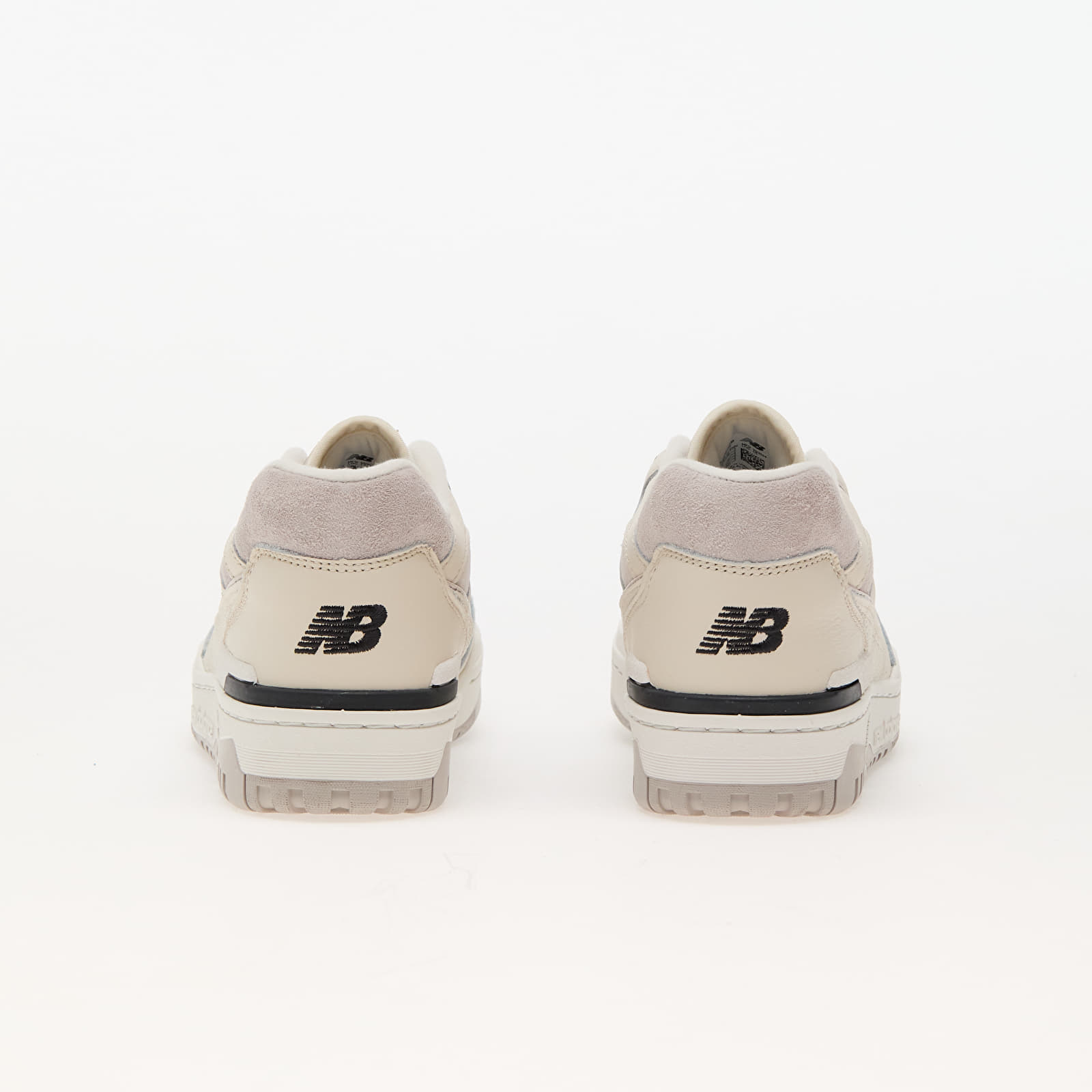 Schoenen New Balance 550 Linen