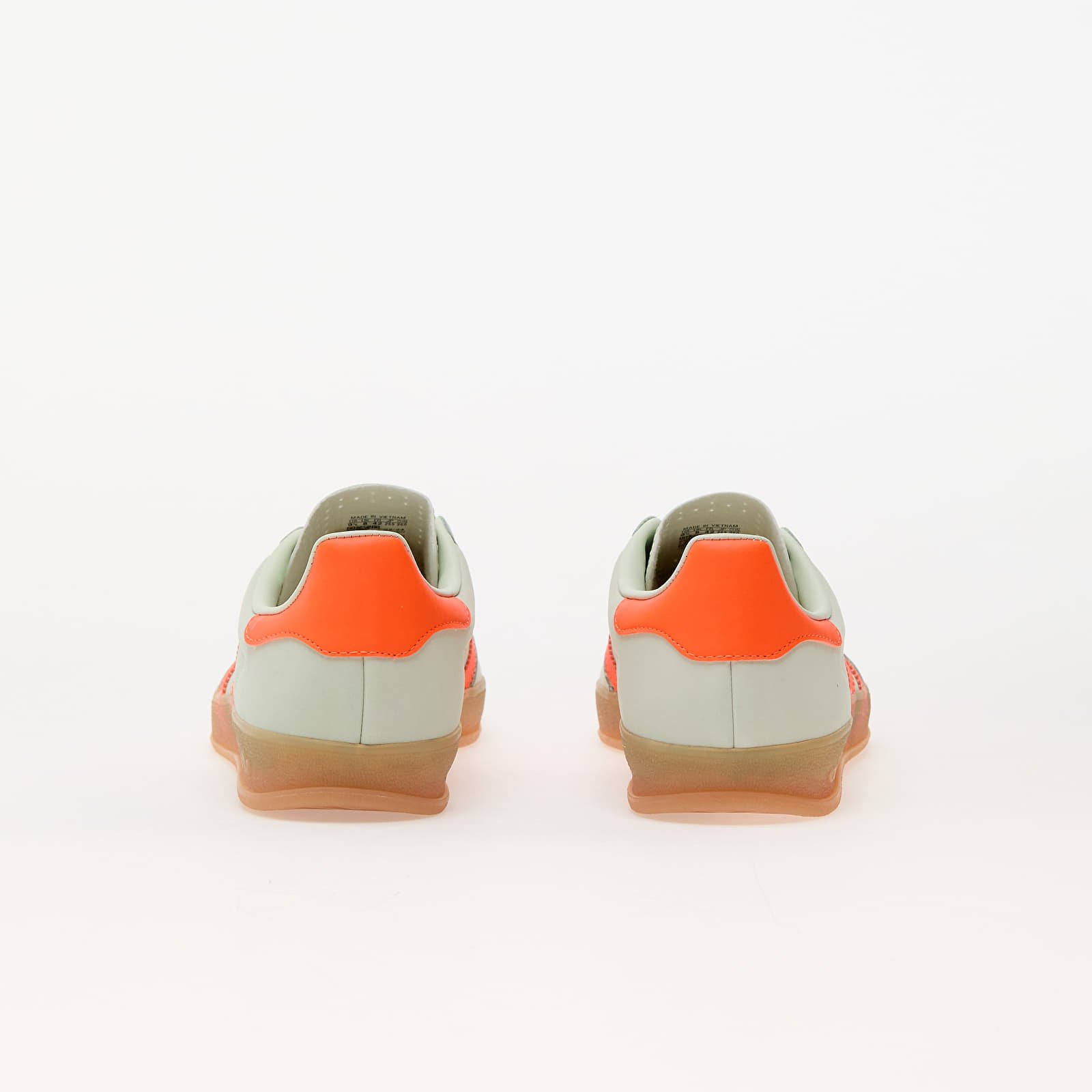 Жіноче взуття adidas Gazelle Indoor W Linen Green/ Solar Orange/ Gum