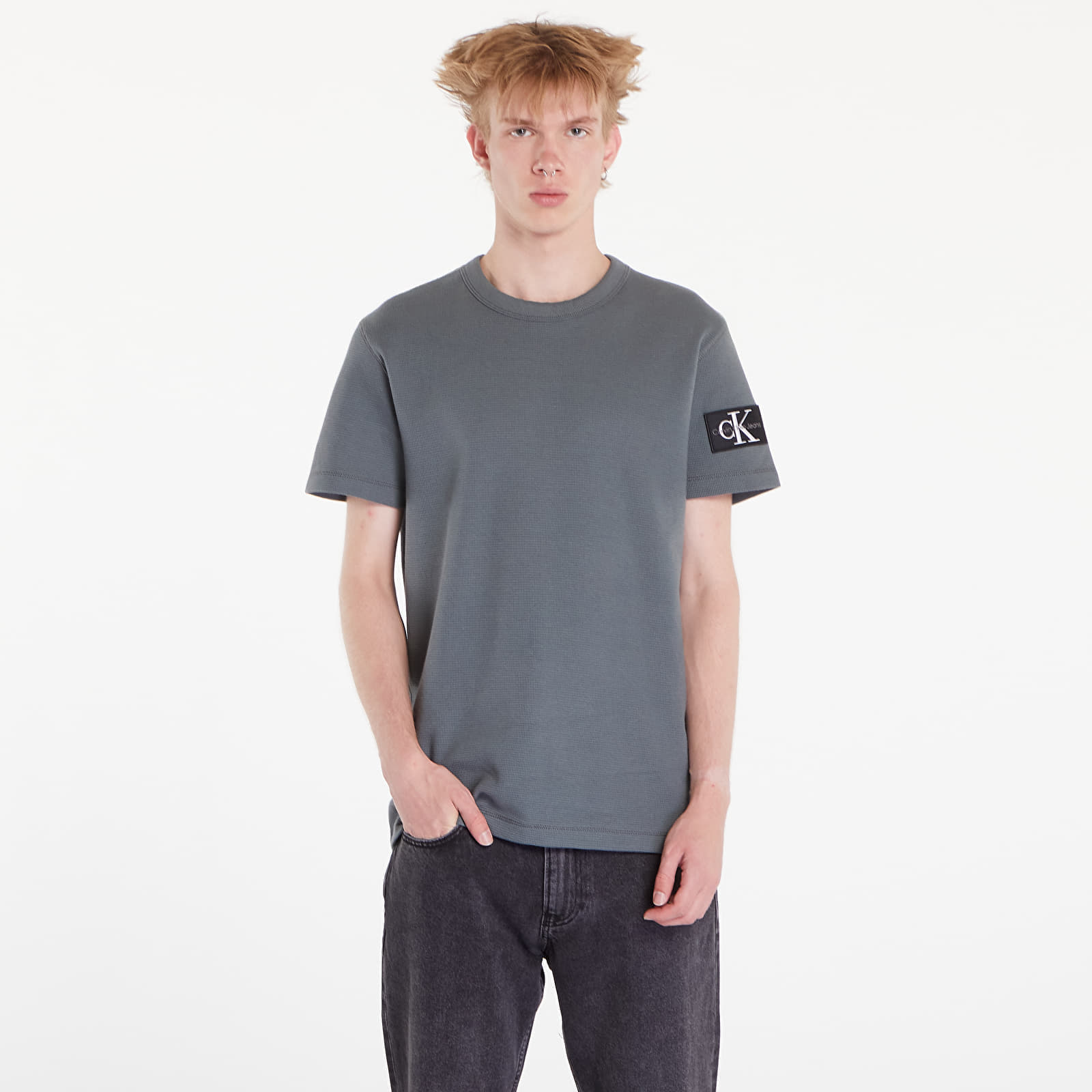 Tričko Calvin Klein Jeans Waffle Cotton Badge T-Shirt Endless Grey S