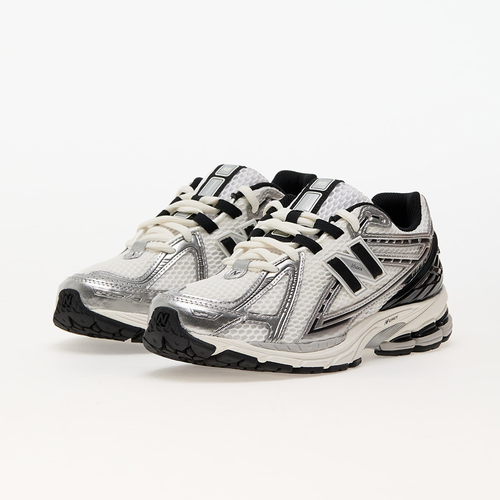Meeste tossud ja kingad New Balance 1906 Silver Metallic/ Black