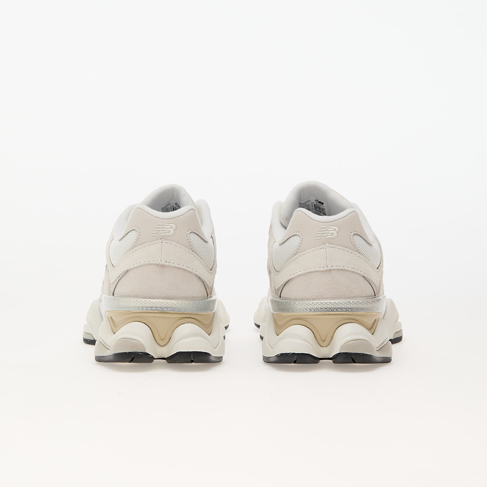 Men's sneakers and shoes New Balance 9060 White