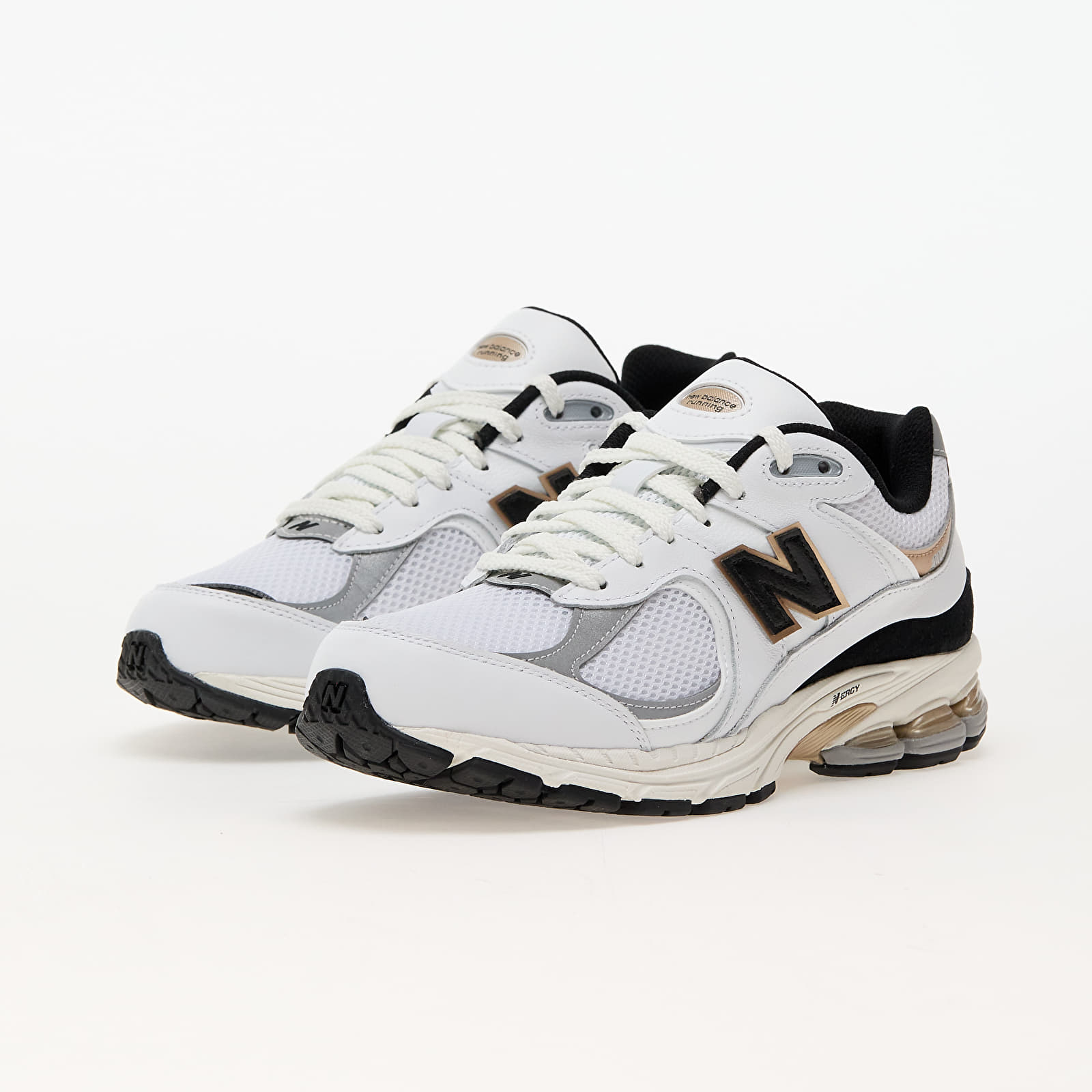 Men's sneakers and shoes New Balance 2002R White/ Black